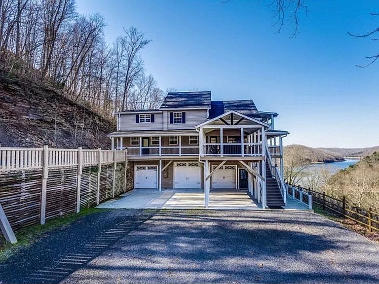 175 Dillon Rd Property Photo 4