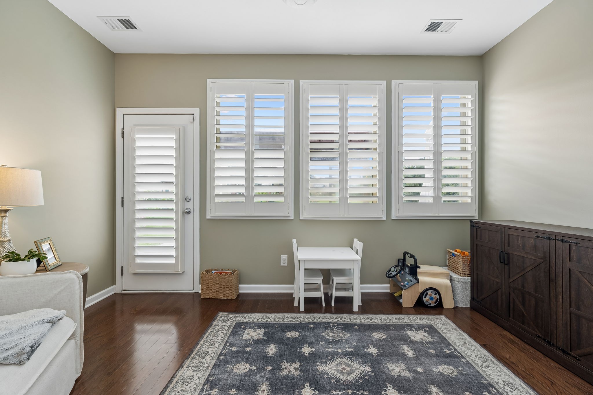 3903 Montgomery Way Property Photo 12