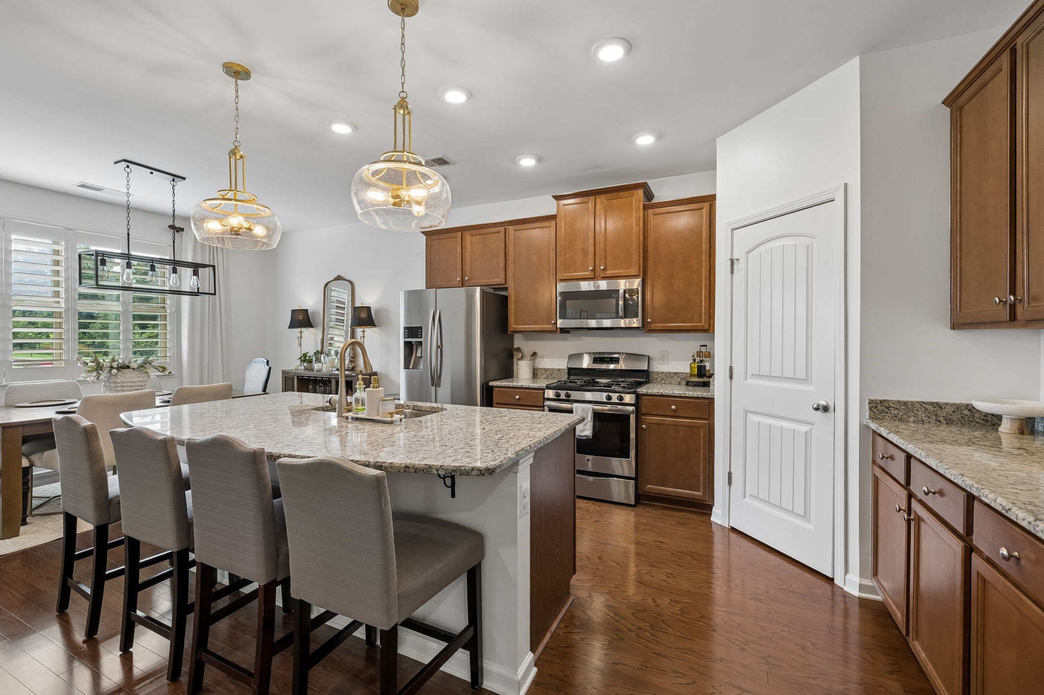 3903 Montgomery Way Property Photo 16