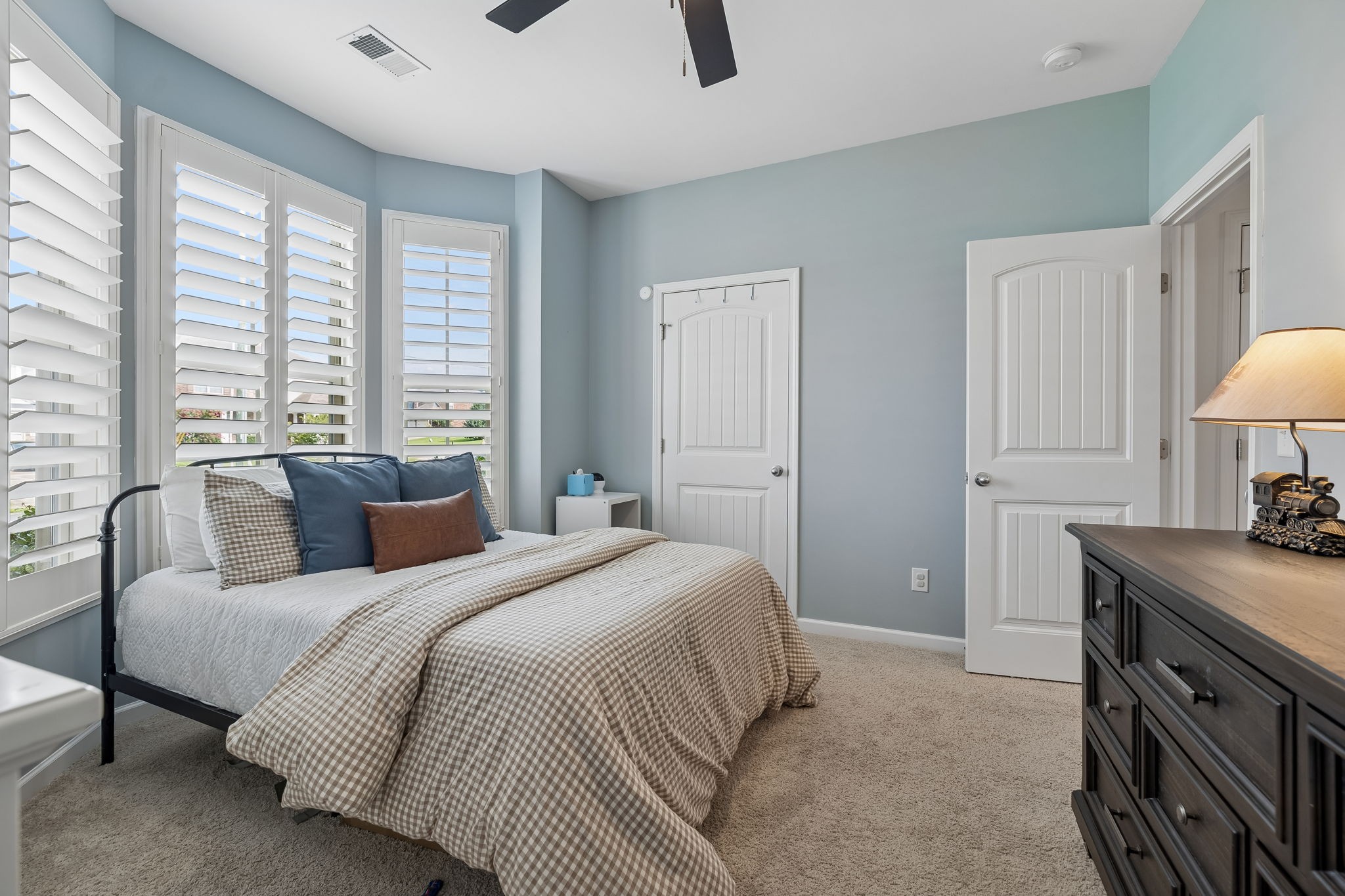 3903 Montgomery Way Property Photo 29