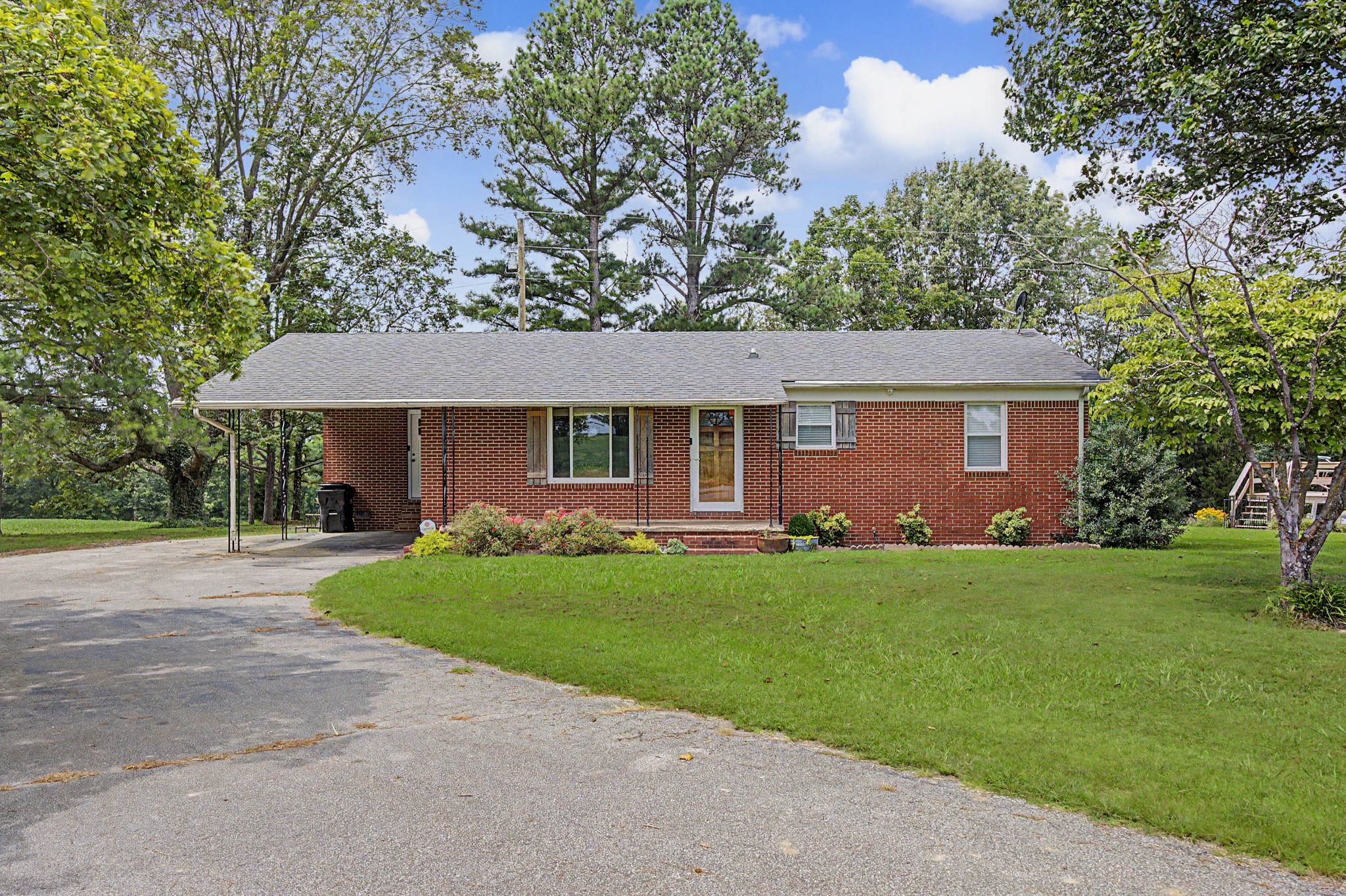 141 Agee Rd Property Photo 1