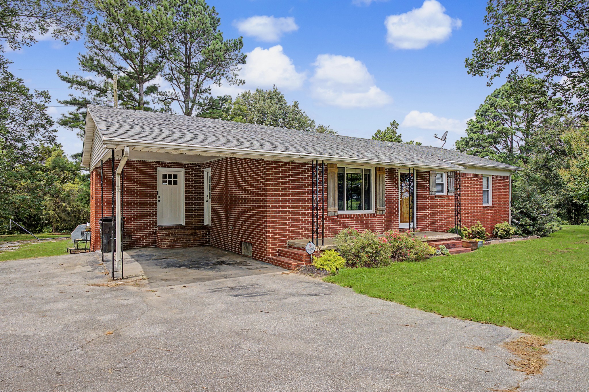 141 Agee Rd Property Photo 2