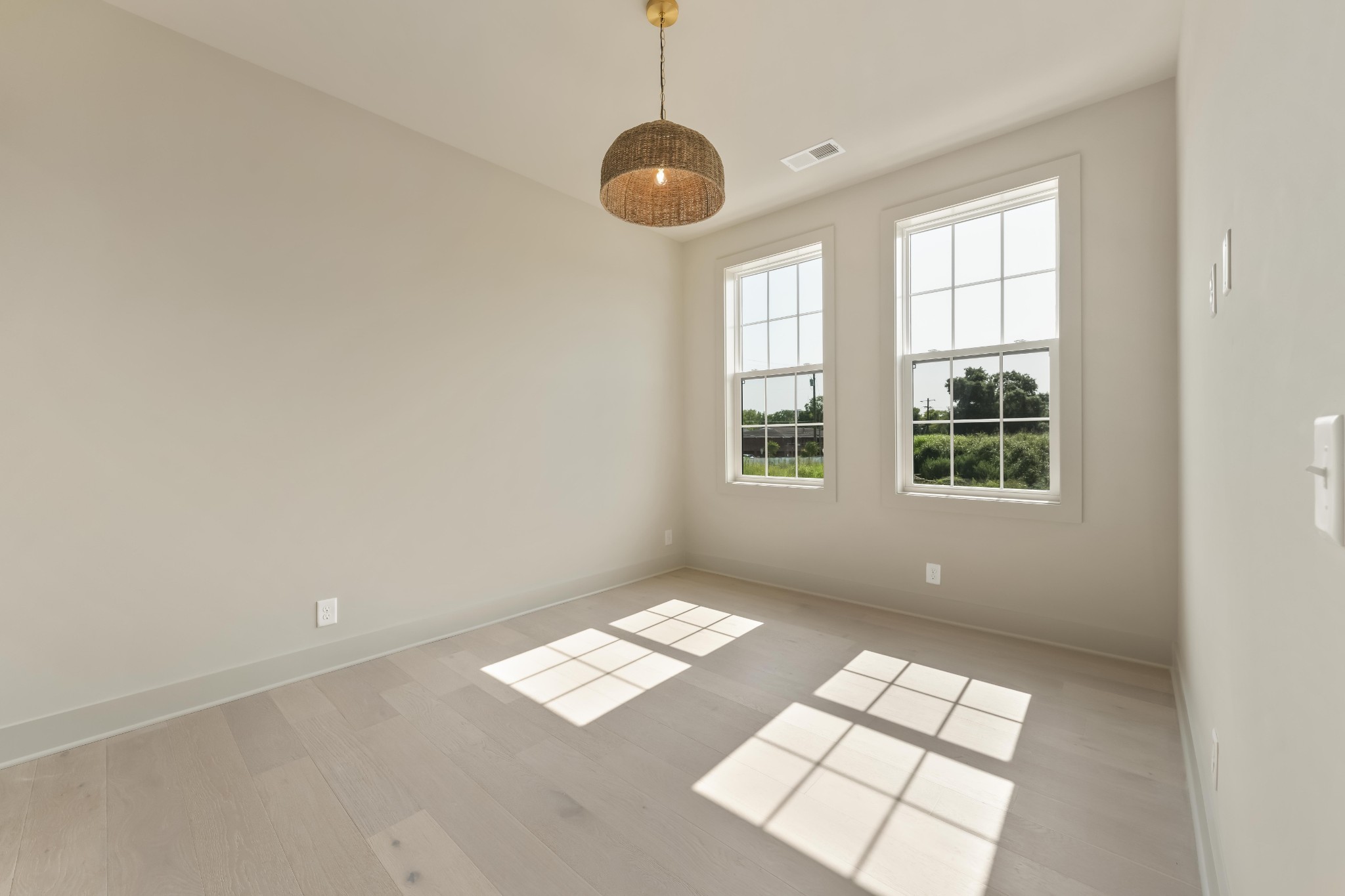 300 Edith Cir Property Photo 21