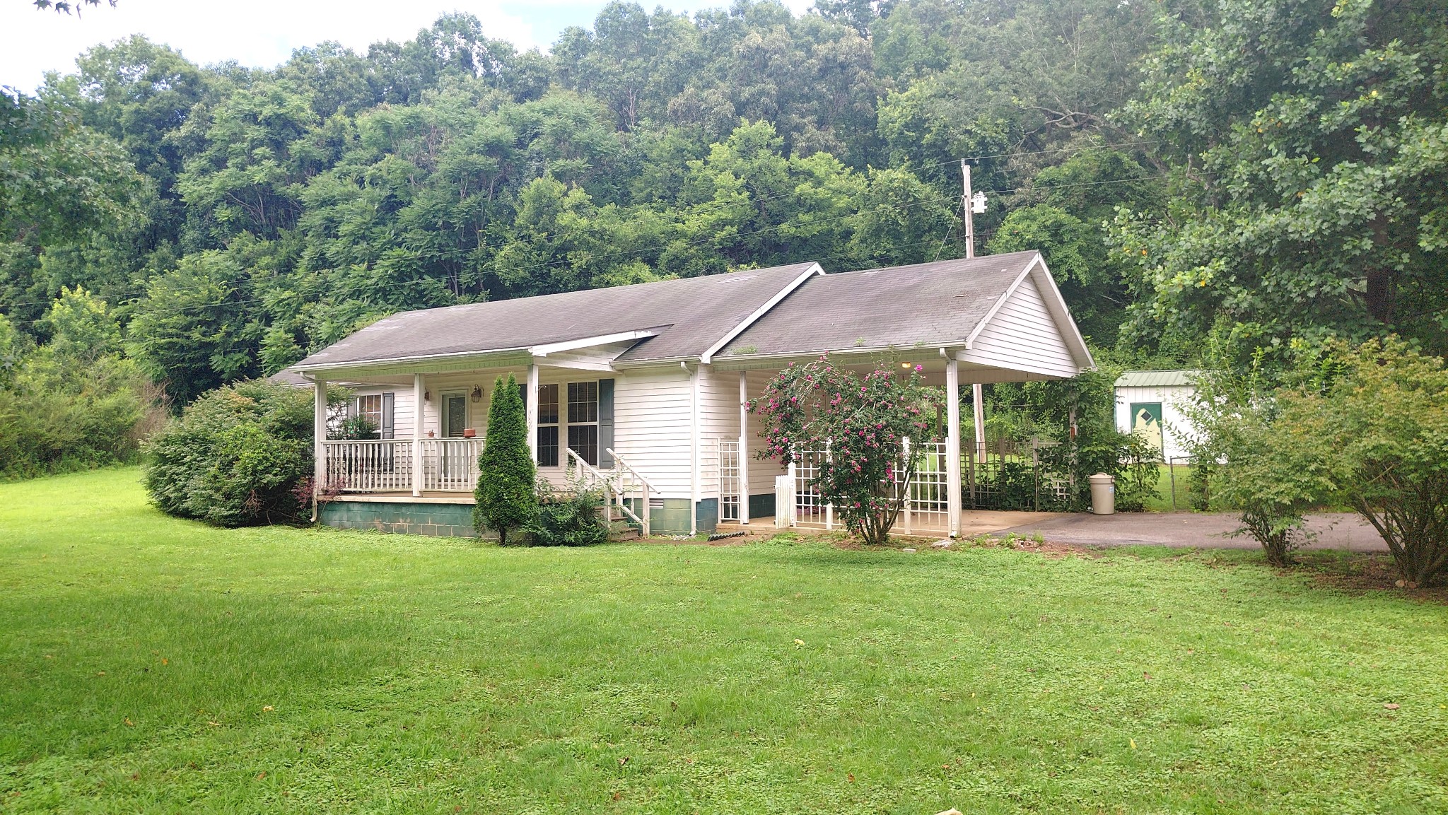 239 Longbranch Rd Property Photo 1