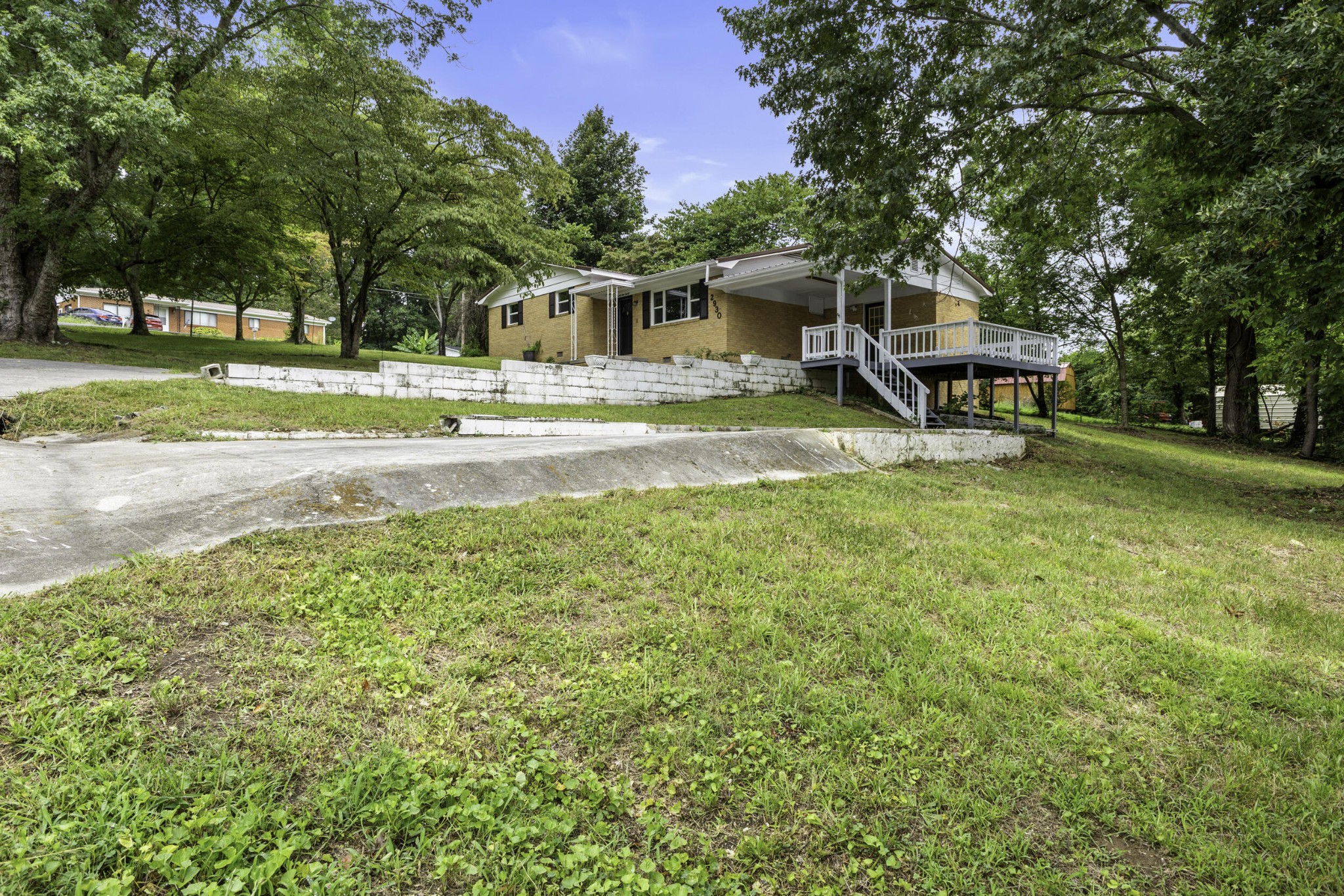 2930 Mountain View Drive, Se Property Photo 6
