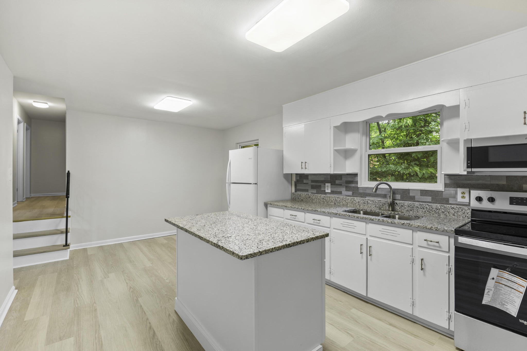 2930 Mountain View Drive, Se Property Photo 15