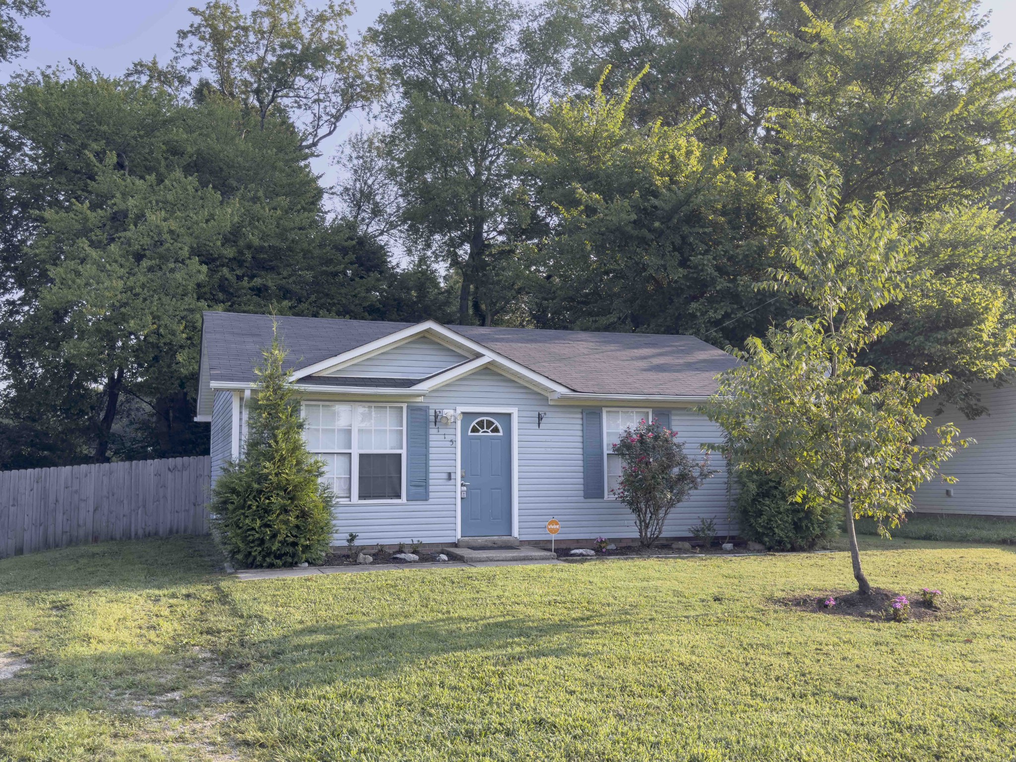 115 Gail St Property Photo 1