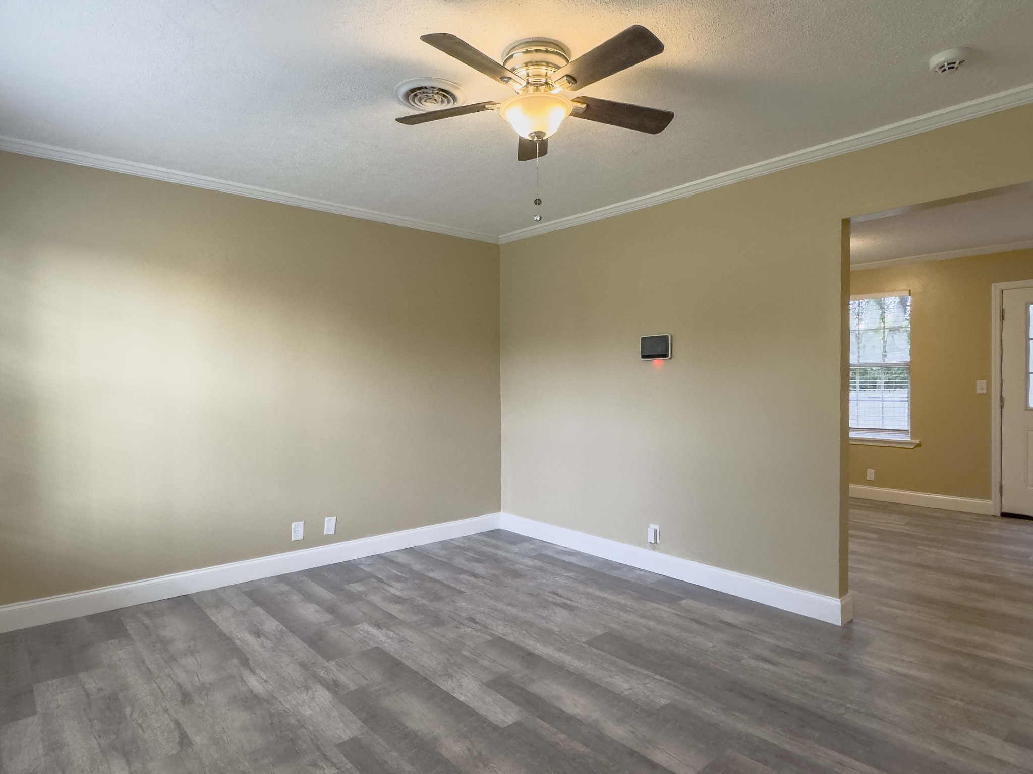 115 Gail St Property Photo 2