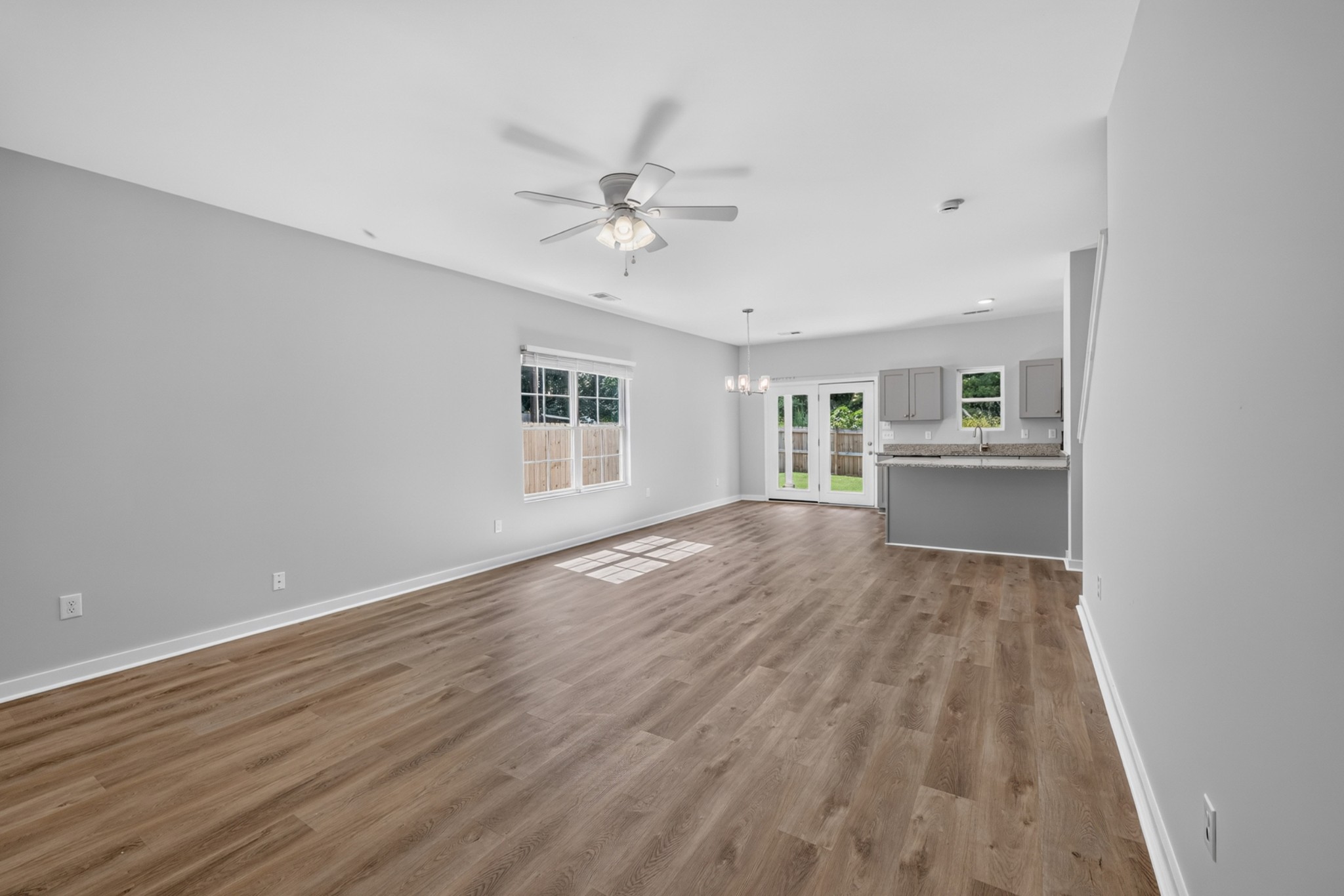 557a Pemberton St Property Photo 9