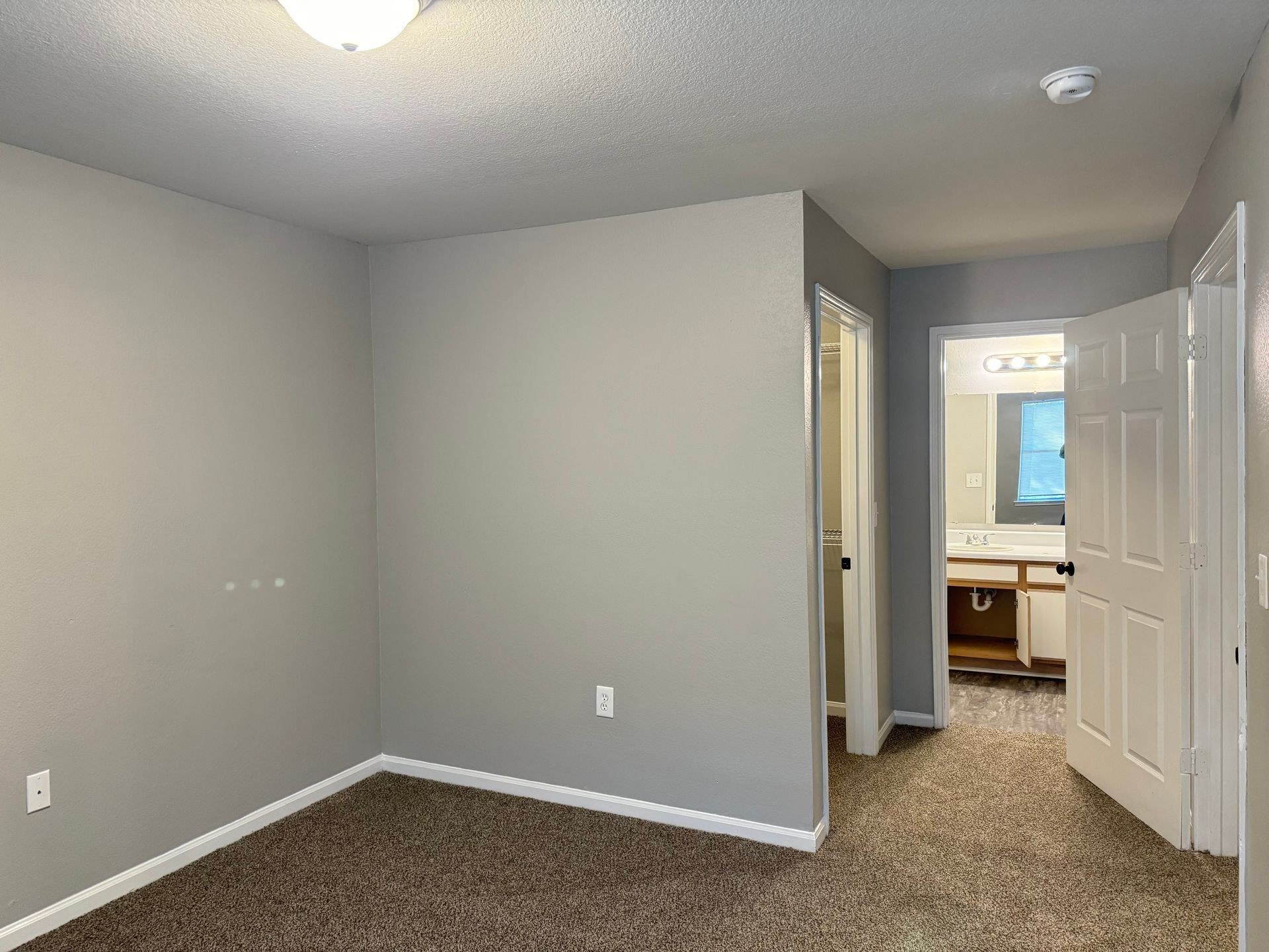 2113 Ringgold Ct Property Photo 7