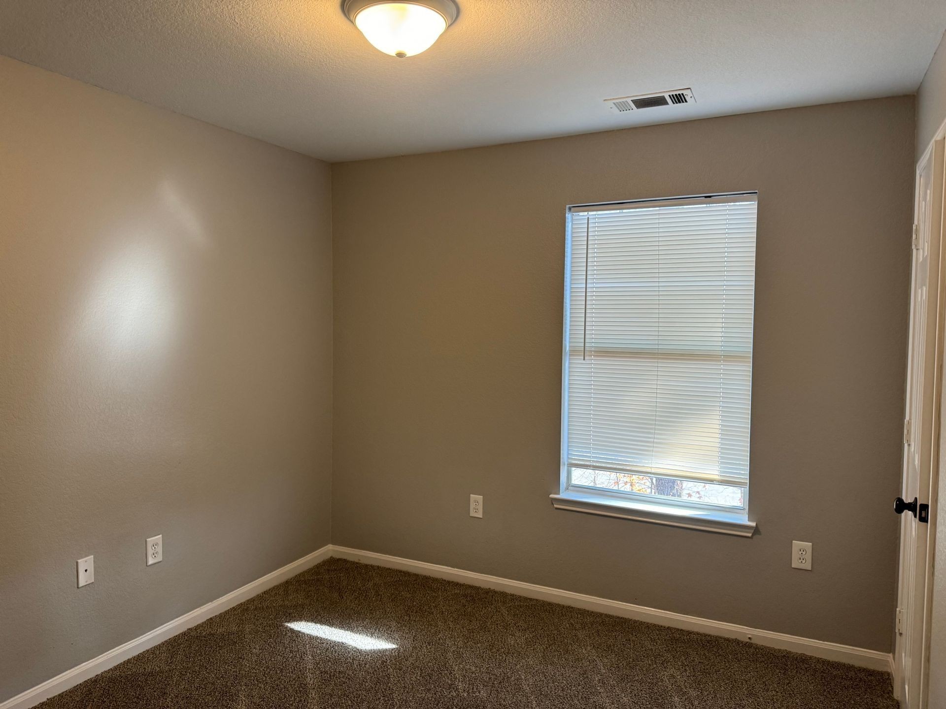 2113 Ringgold Ct Property Photo 12