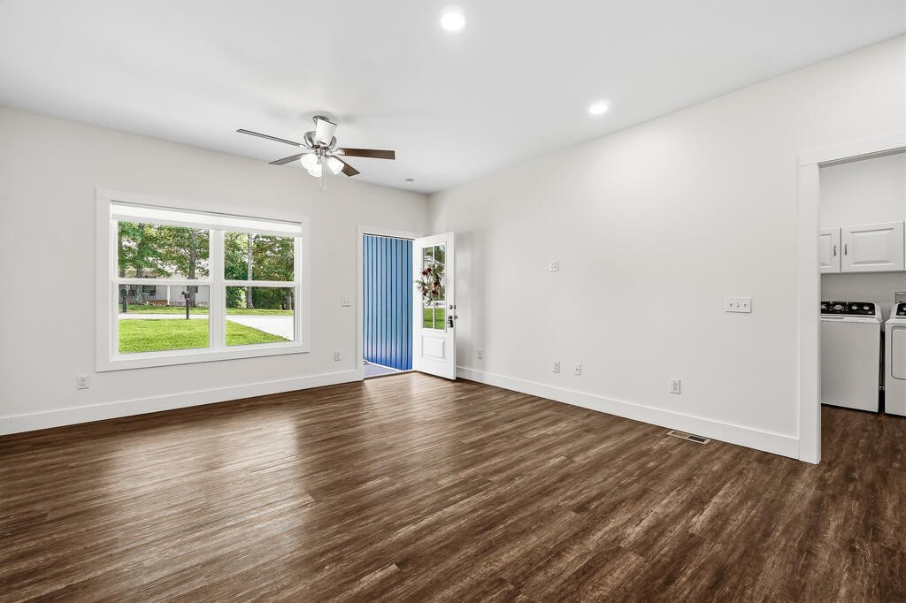 158 Honeysuckle Ln Property Photo 13