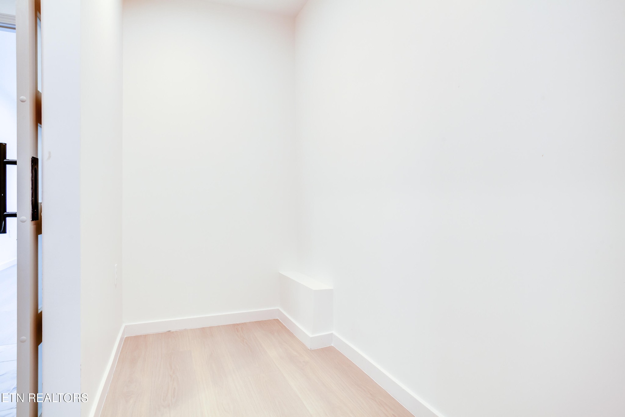 1430 Madison St Property Photo 9