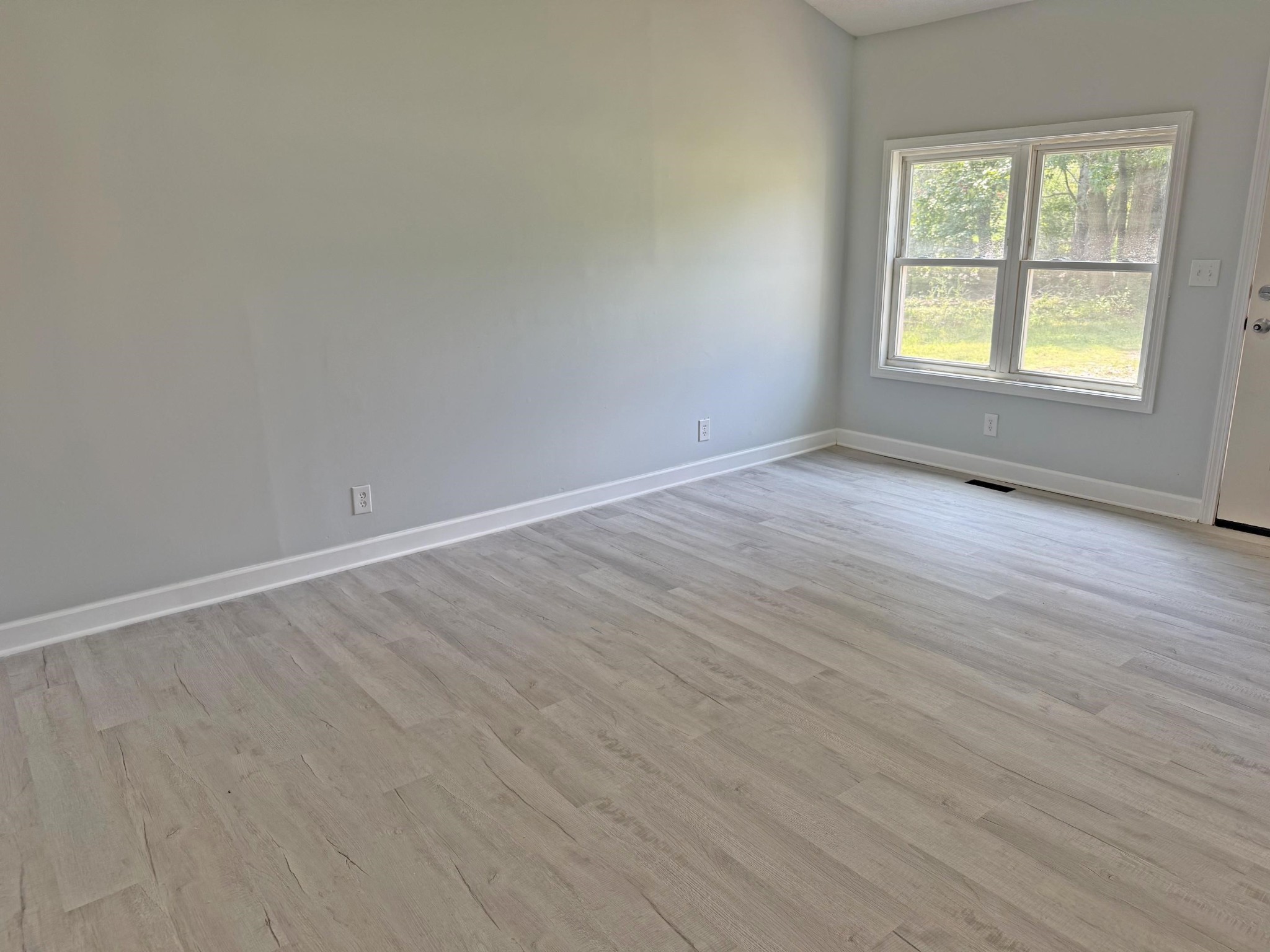 270 Maddox Loop Property Photo 5