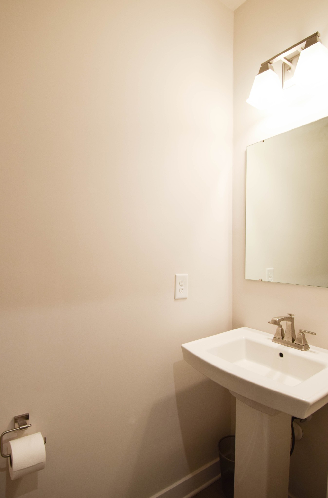 104 Great Falls Ct Property Photo 8