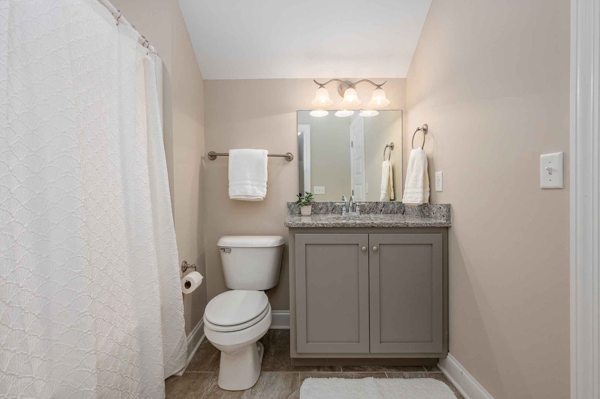 1222 Matheus Dr Property Photo 25