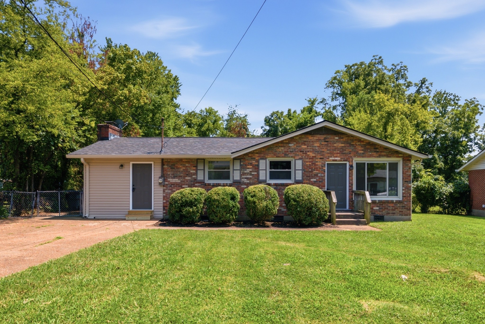 3218 Moorewood Dr Property Photo 1