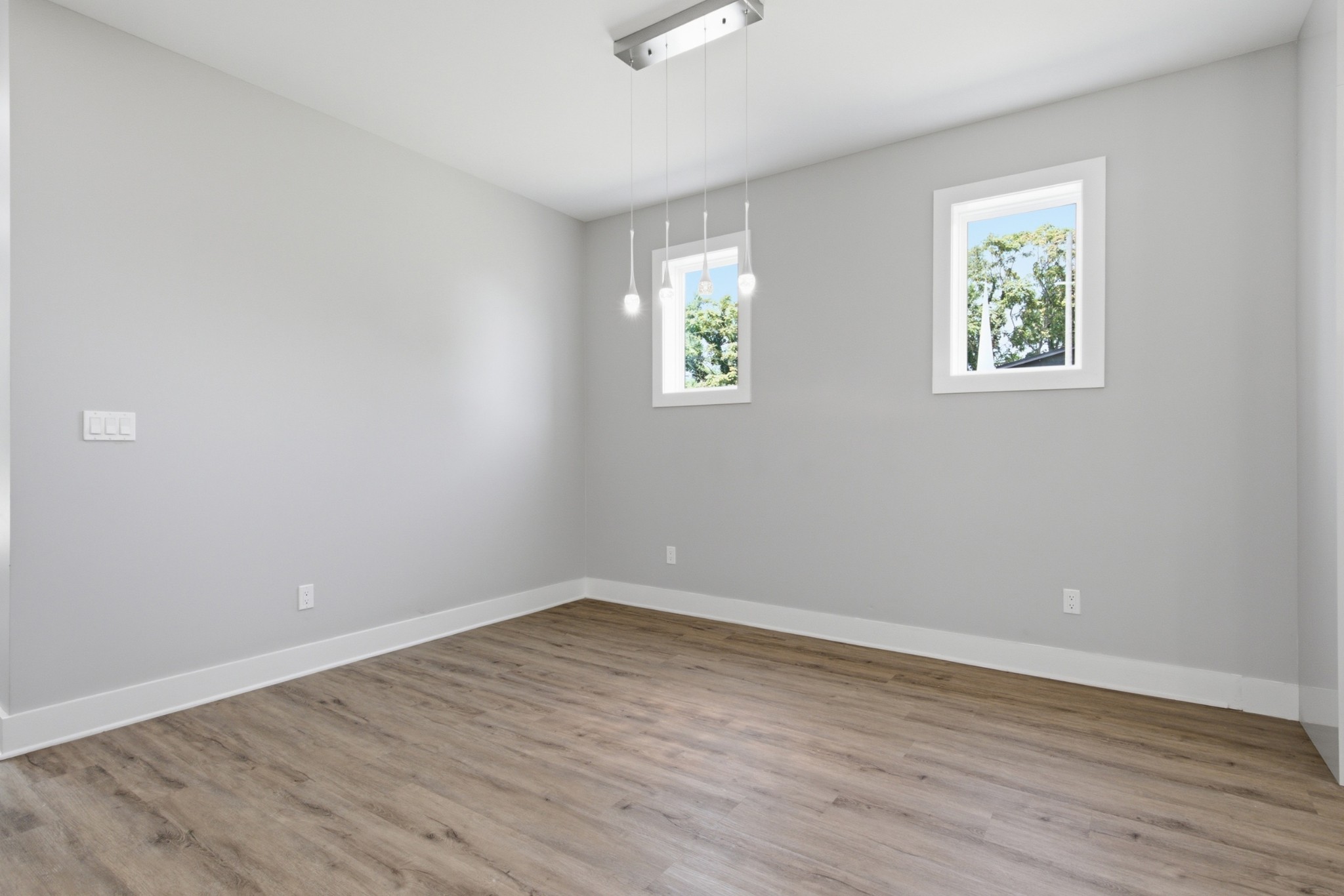 1830 Owen St Property Photo 6