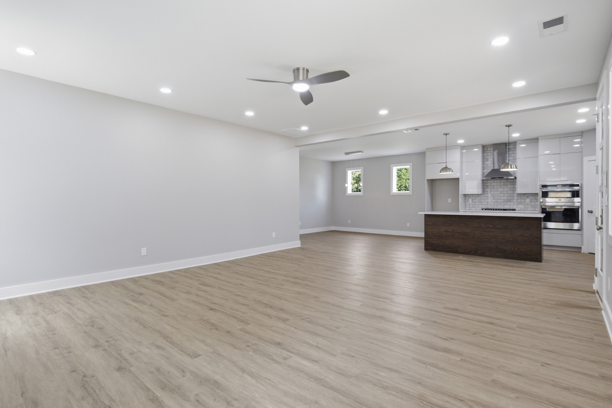 1830 Owen St Property Photo 14