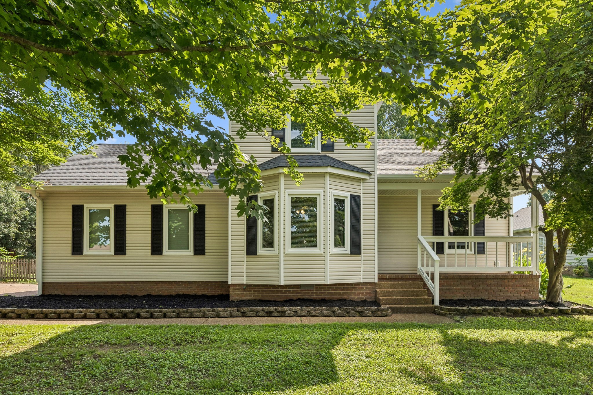 705 Murray Dr