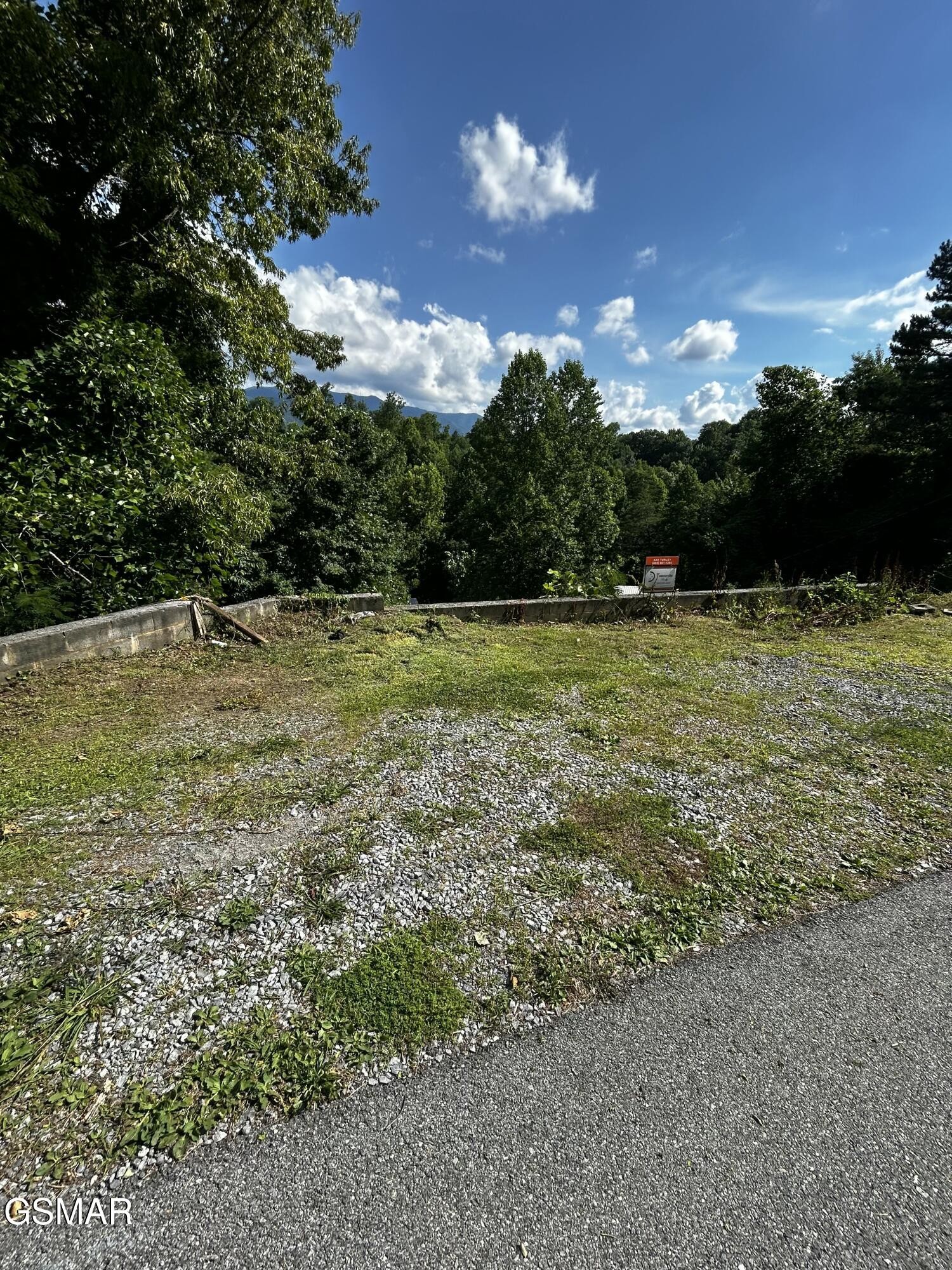 545 Johnson Lane Property Photo 1