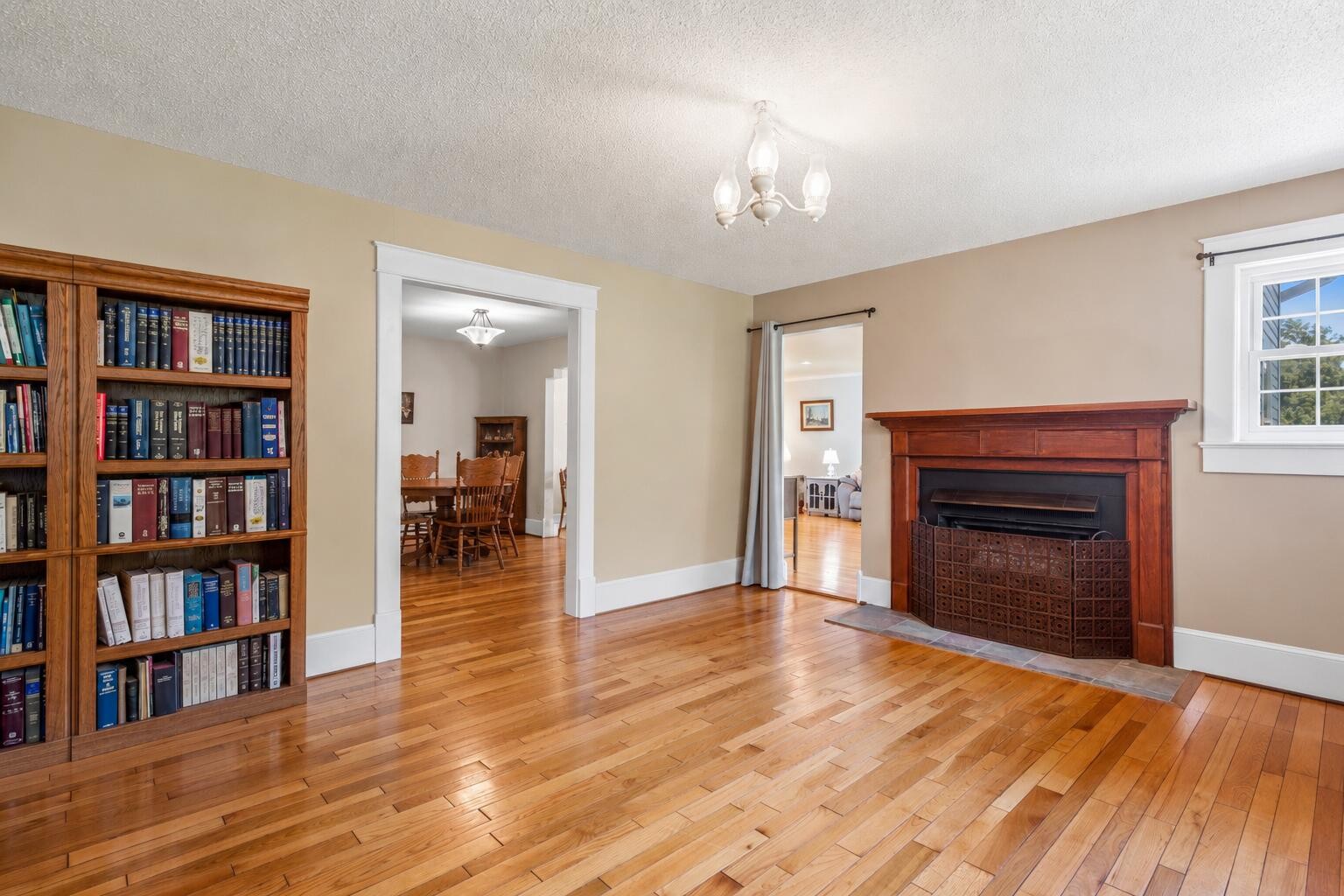 70 Cottage Lane Property Photo 10