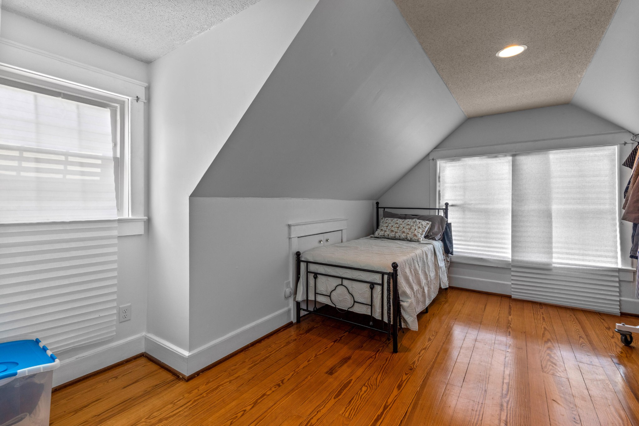 70 Cottage Lane Property Photo 34
