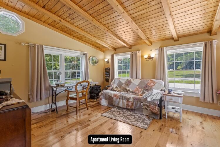 70 Cottage Lane Property Photo 43