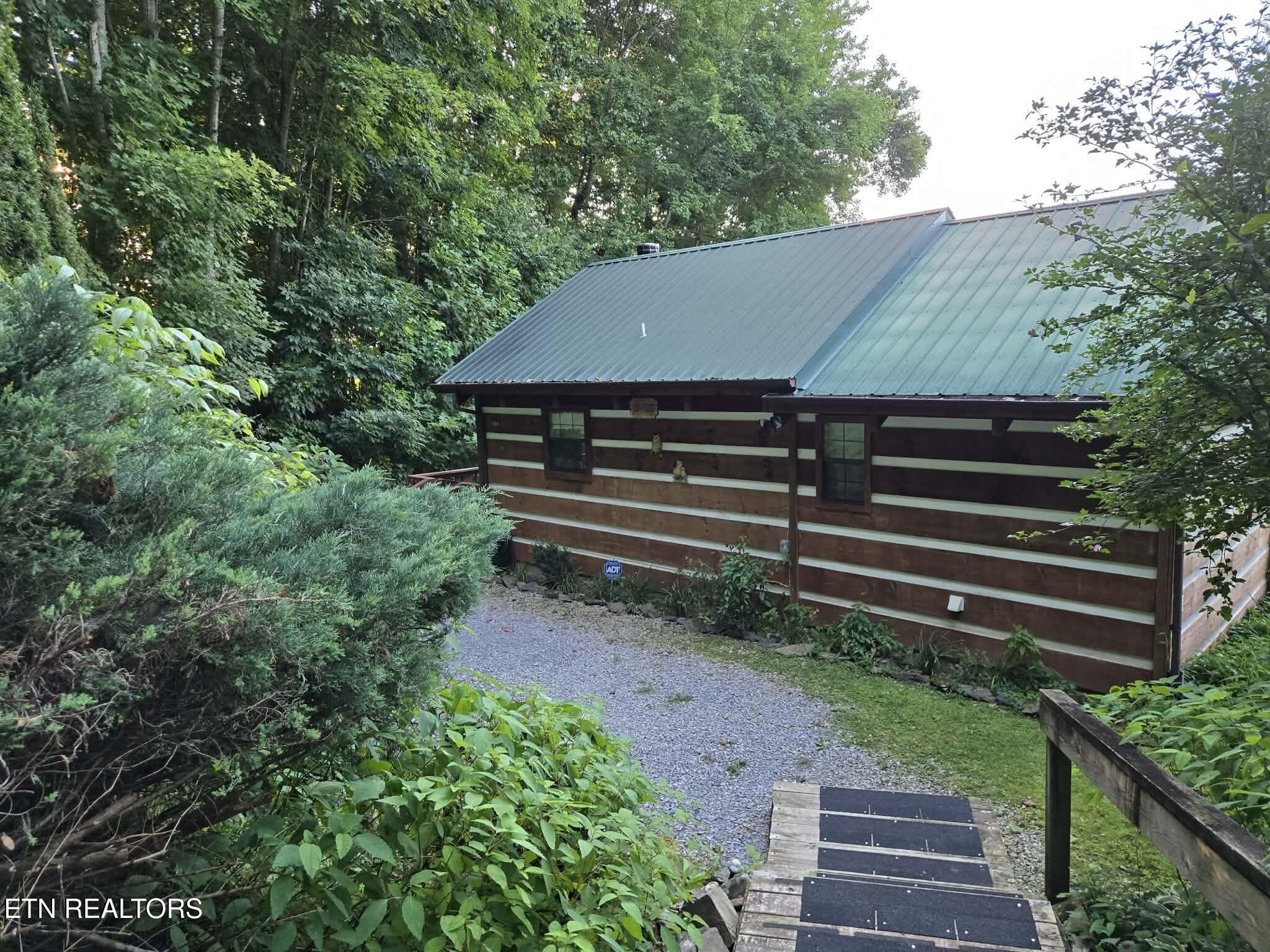 994 Emilyville Way Property Photo 1