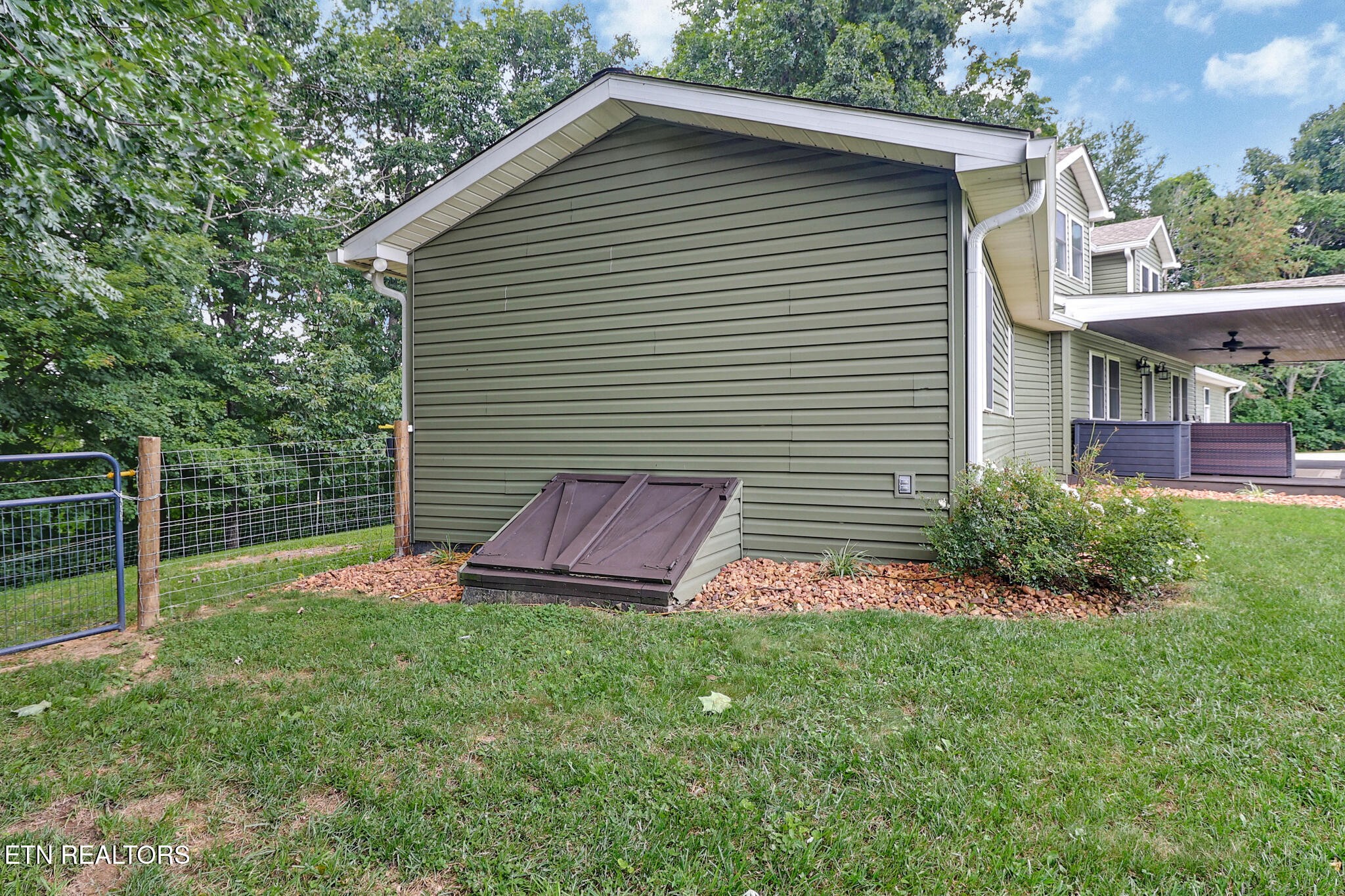 2014 Double Top Rd Property Photo 6