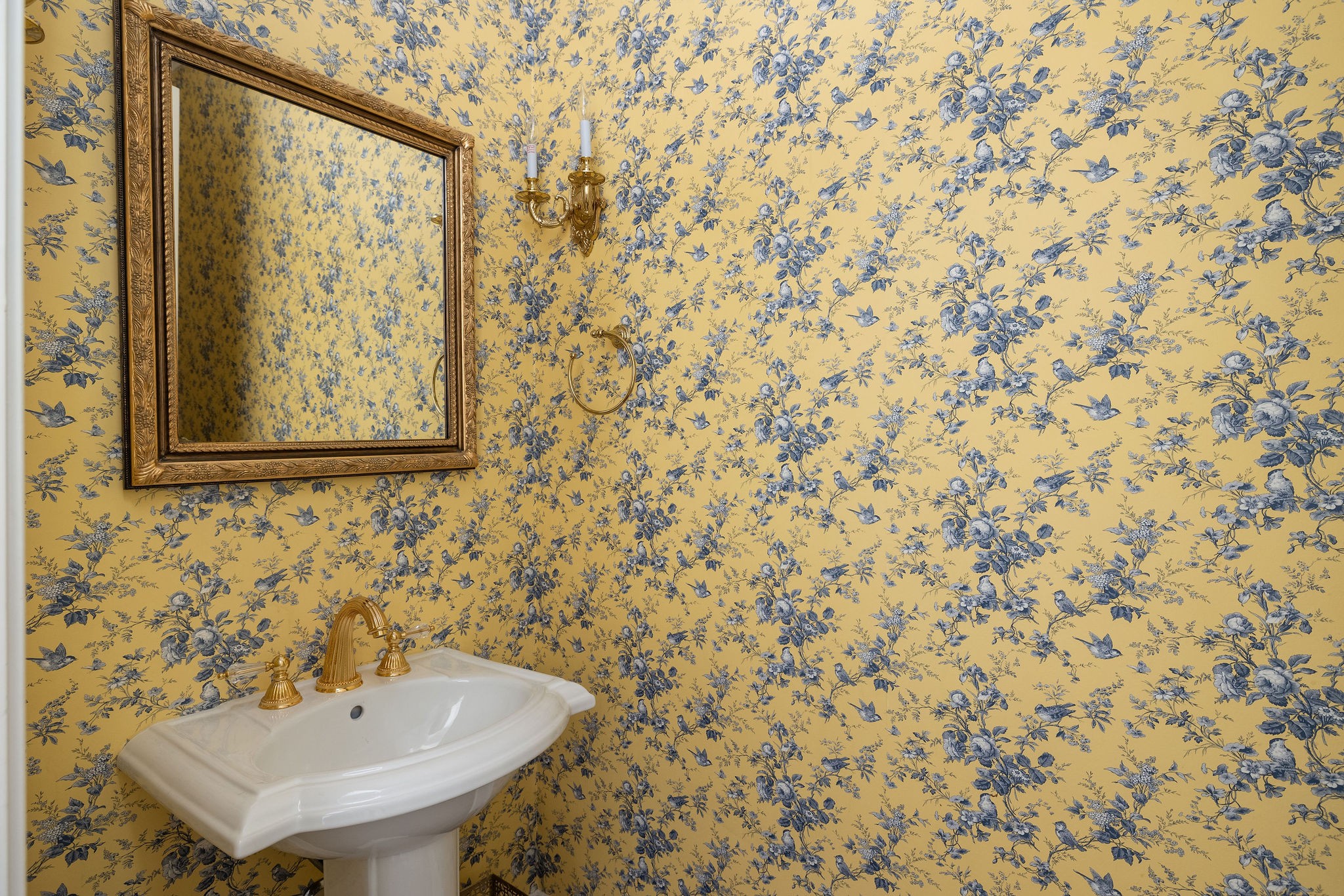 813 Stonewater Blvd Property Photo 34
