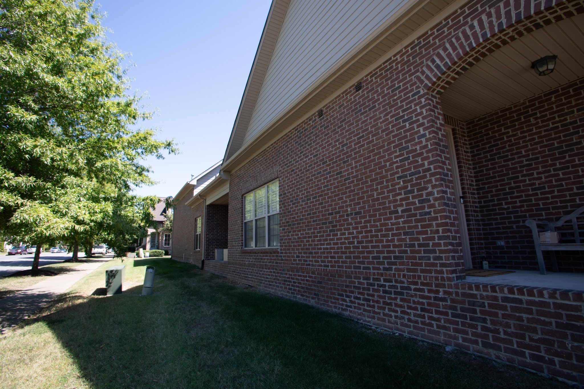 1103 S Mcmahan Dr Property Photo 4