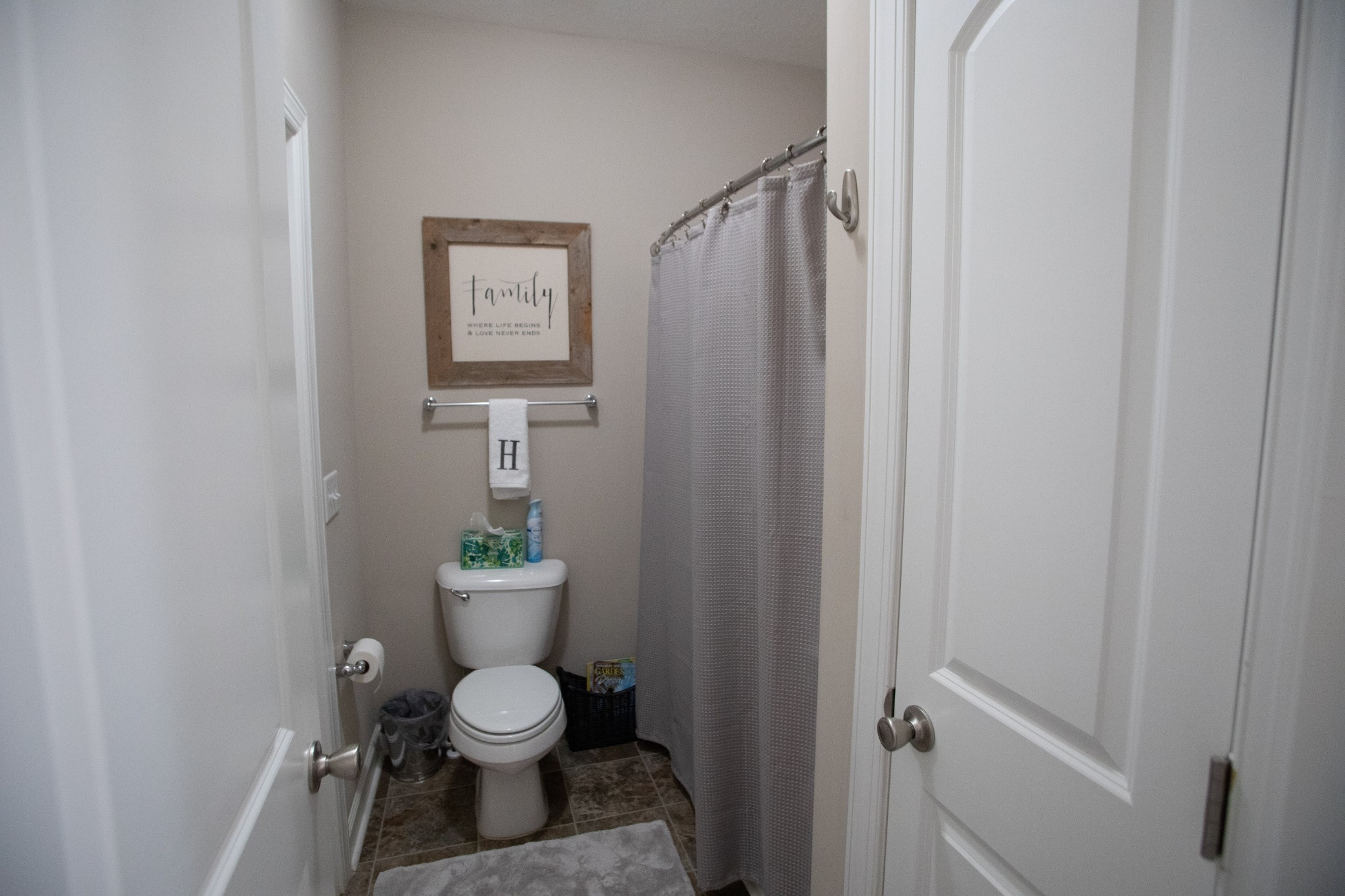 1103 S Mcmahan Dr Property Photo 16
