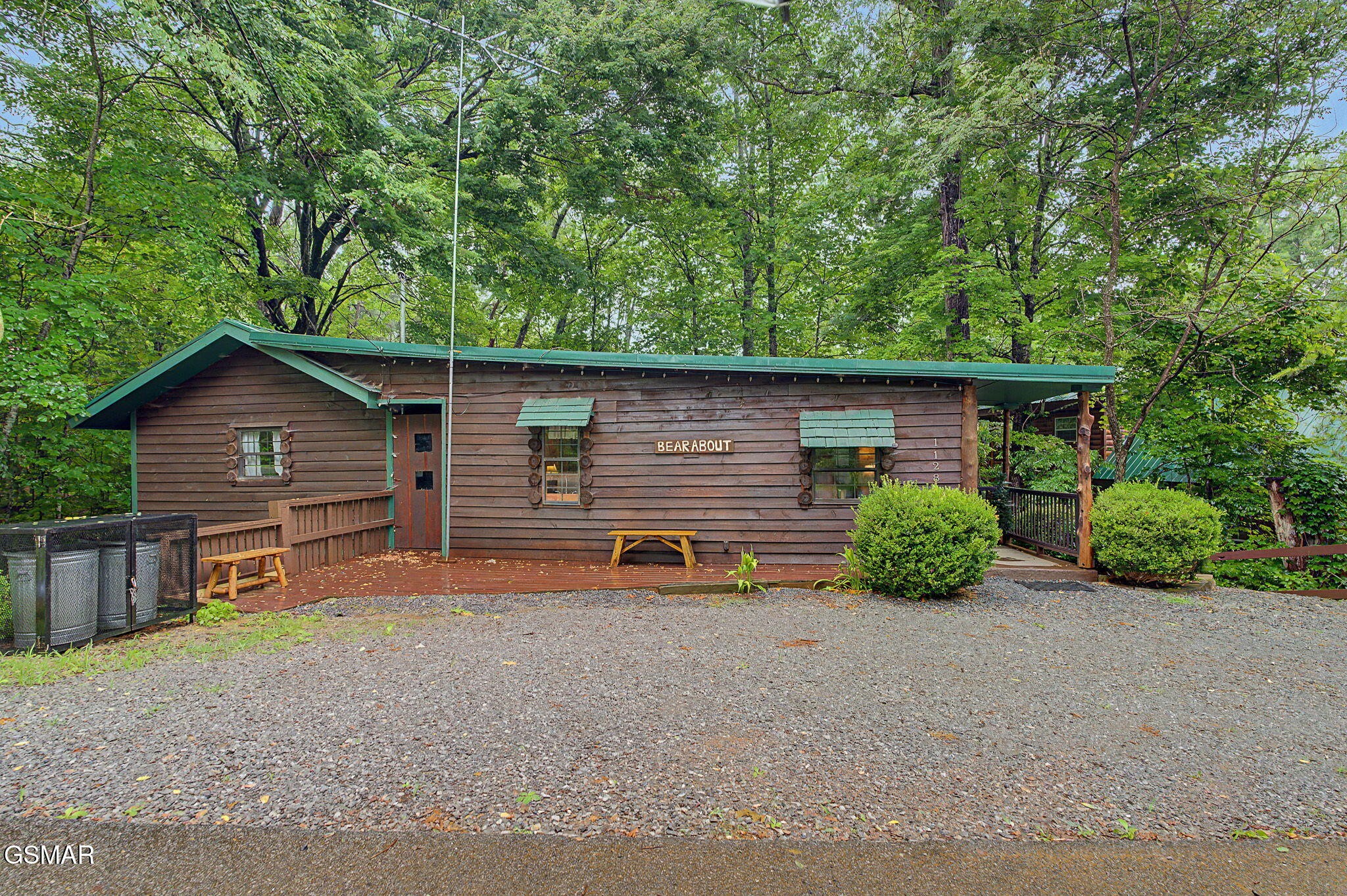 1128 Ridgefield Drive Property Photo 1