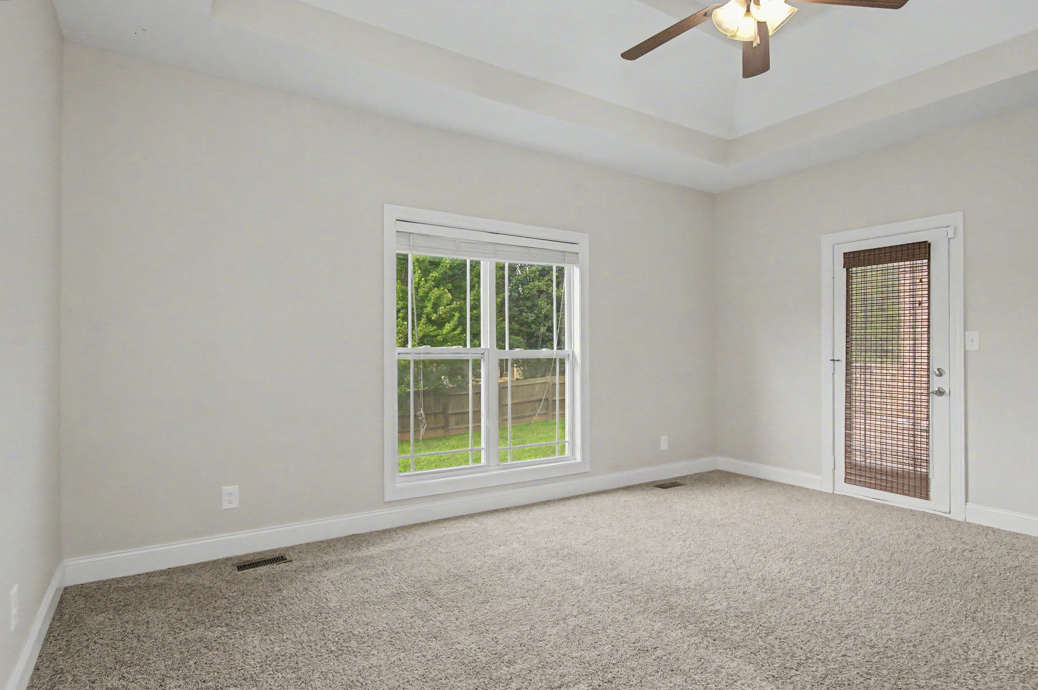 1537 Green Grove Way Property Photo 23