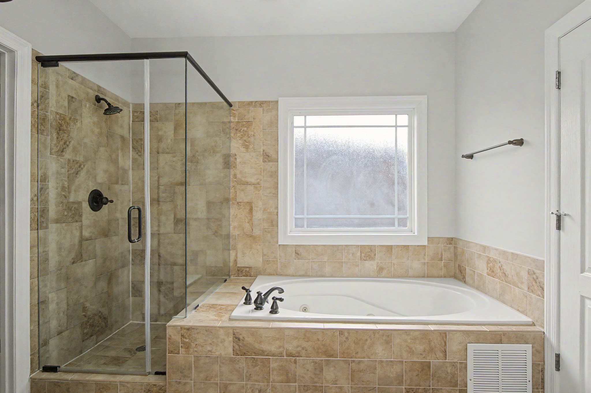 1537 Green Grove Way Property Photo 27