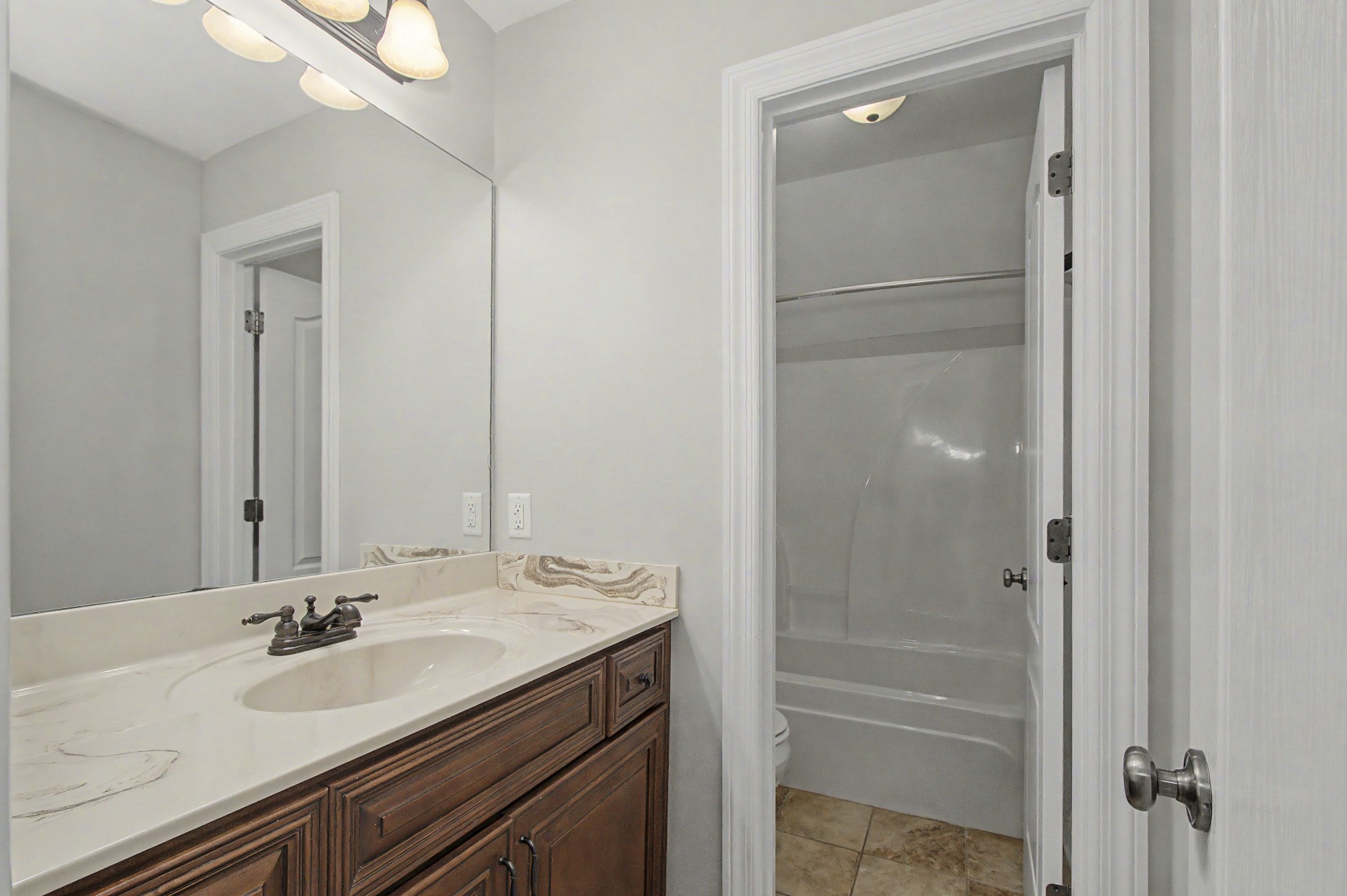 1537 Green Grove Way Property Photo 37