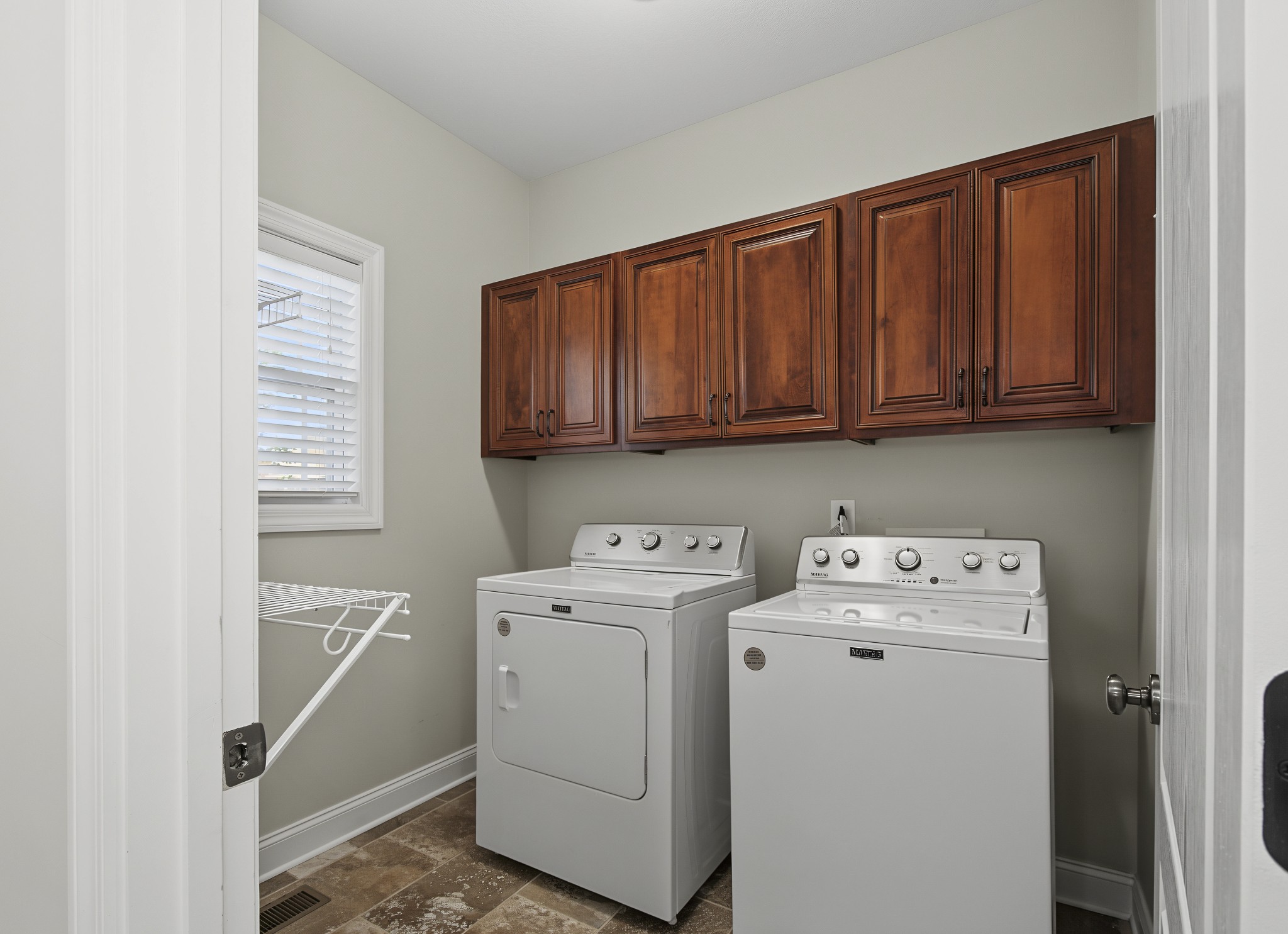 1537 Green Grove Way Property Photo 42