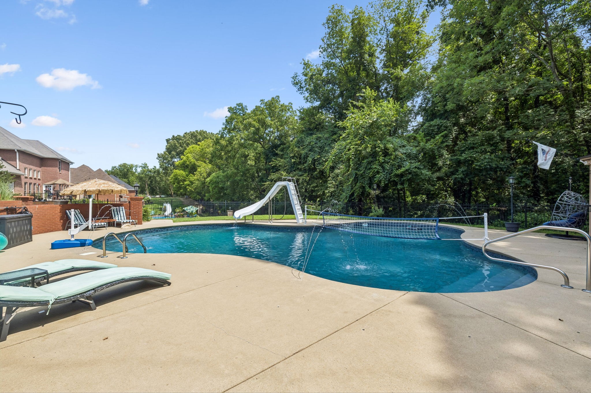 405 Lake Pointe Dr Property Photo 36