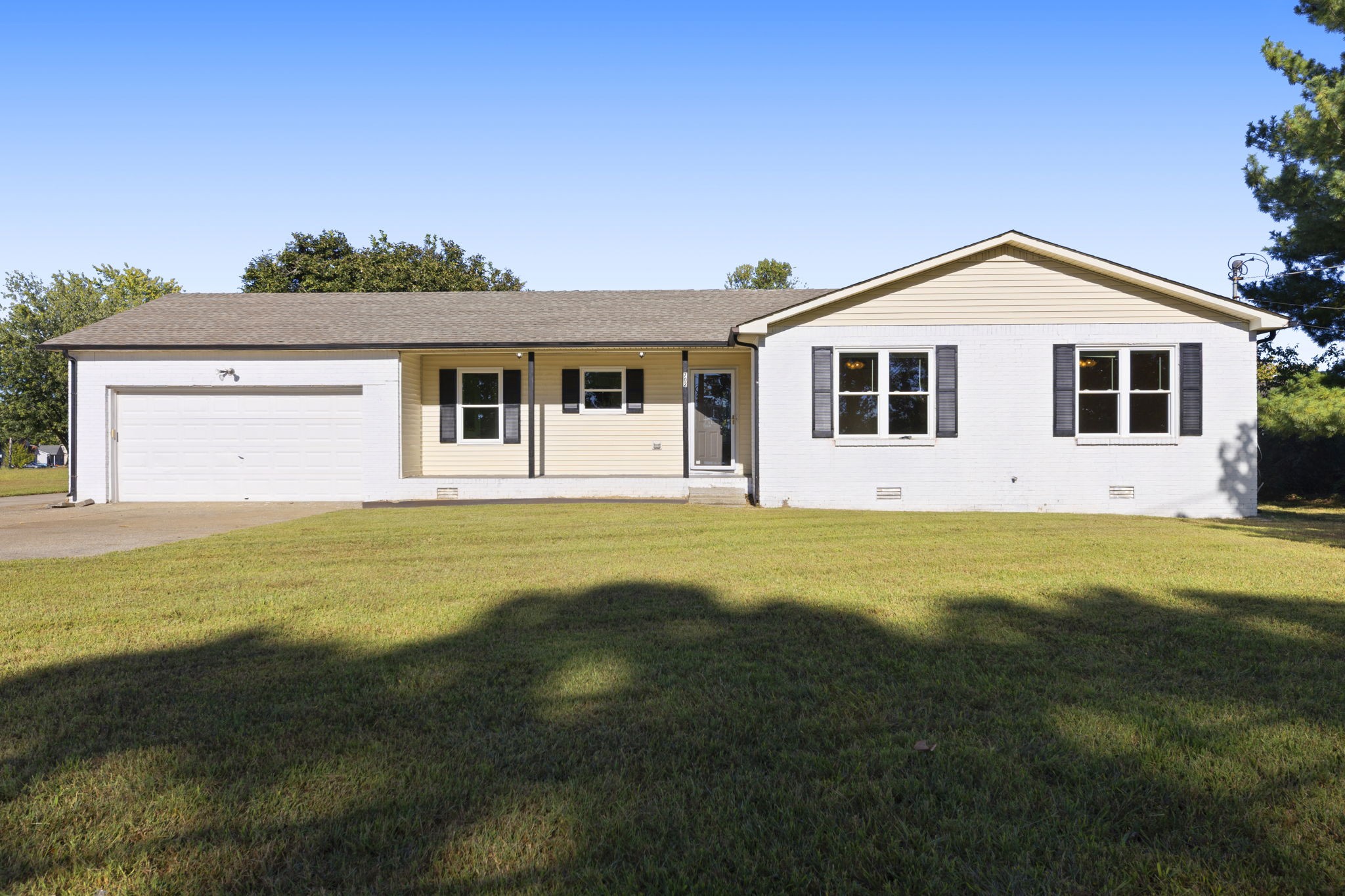 702 Hugh Hunter Rd Property Photo 1