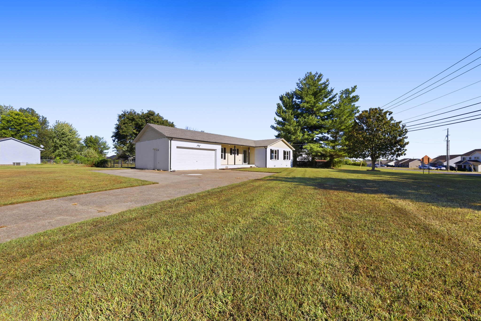 702 Hugh Hunter Rd Property Photo 4