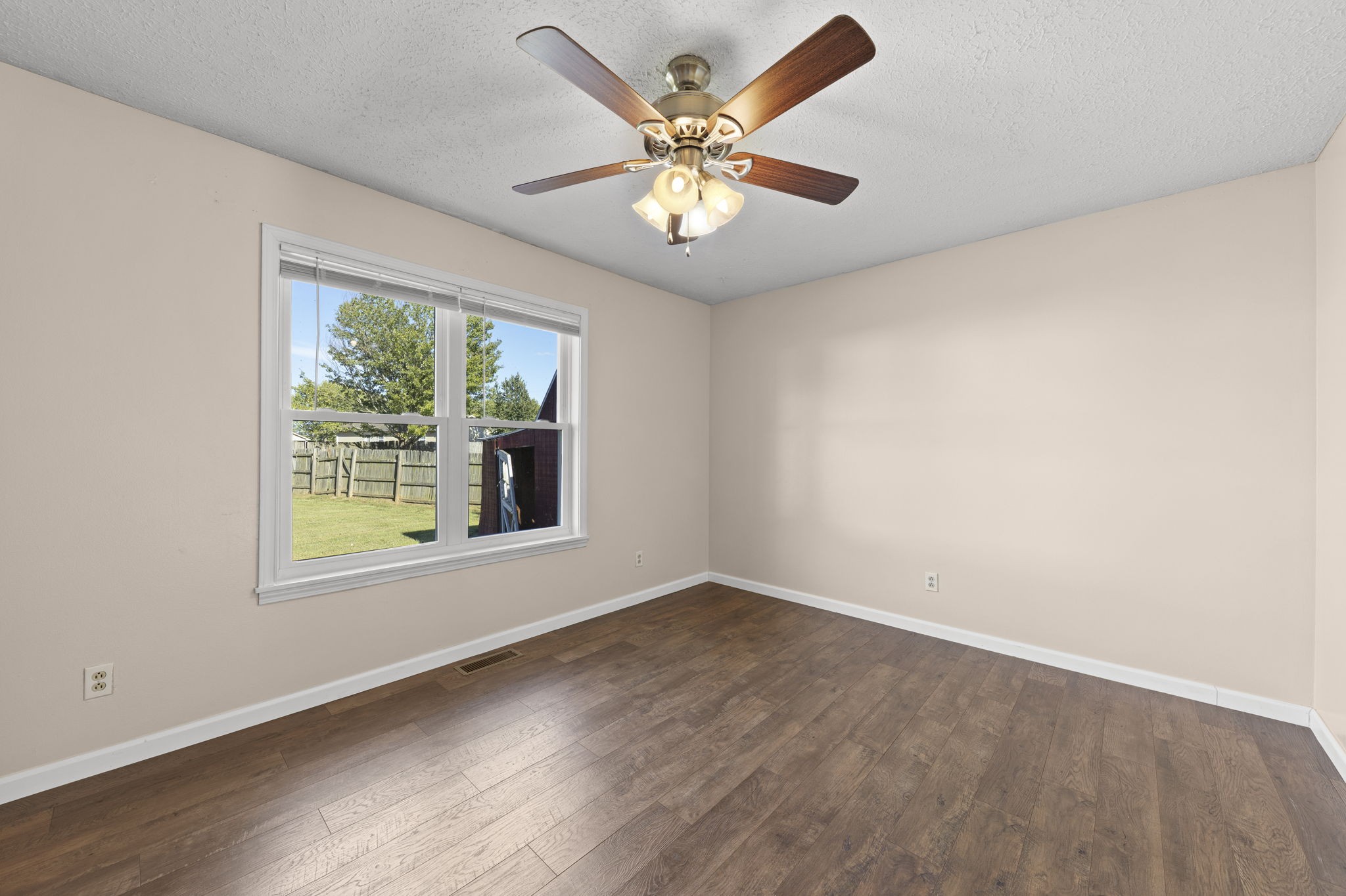 702 Hugh Hunter Rd Property Photo 23