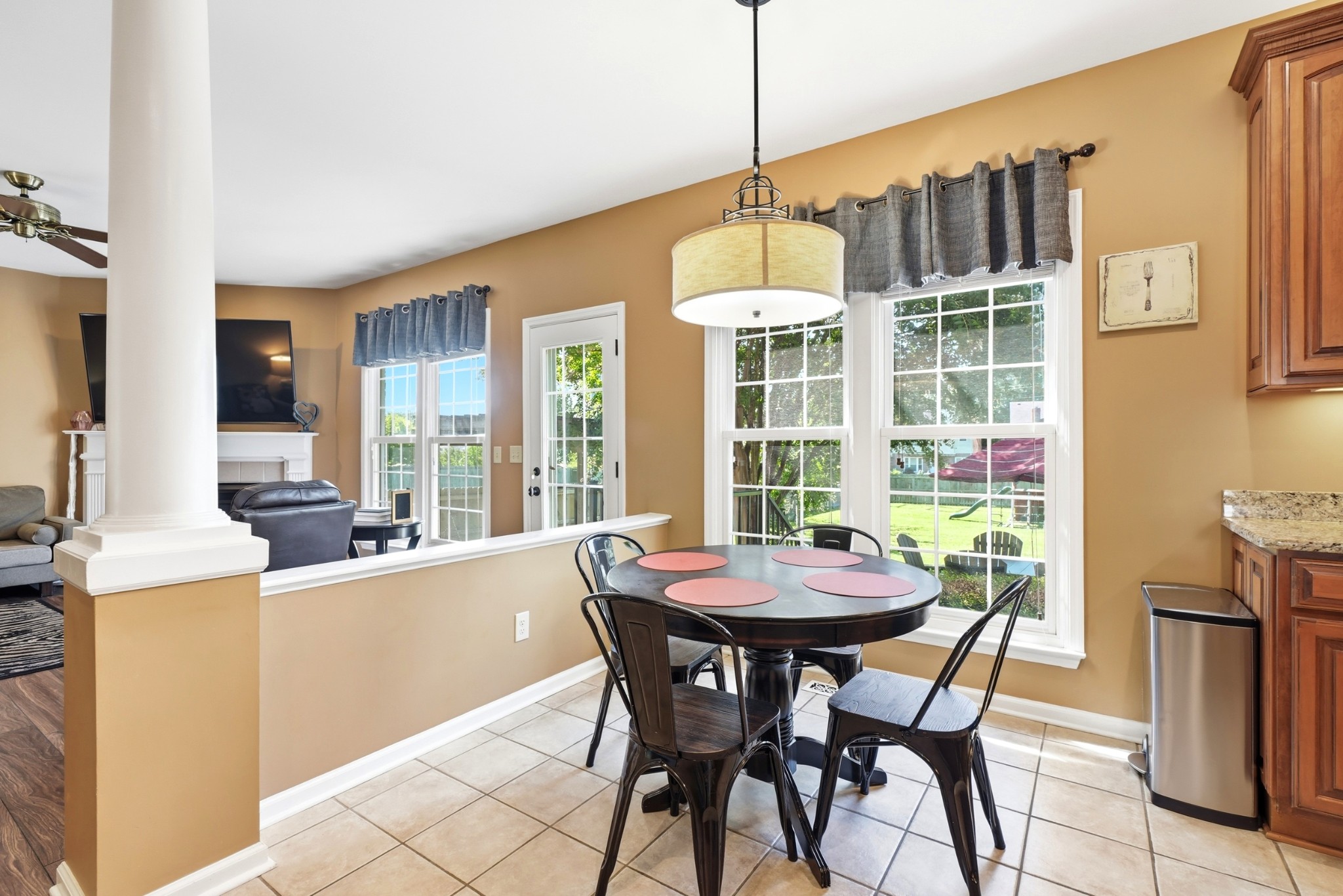 605 Prince Charles Way Property Photo 16