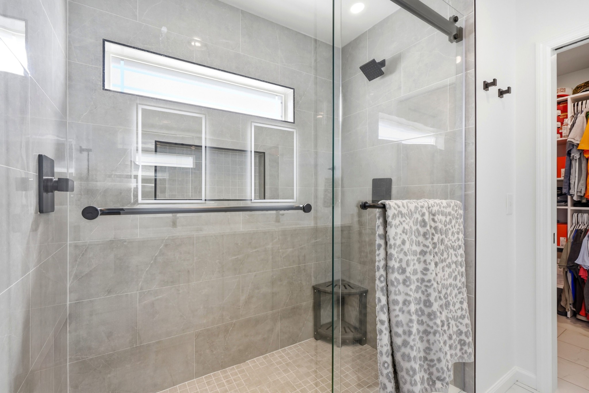 605 Prince Charles Way Property Photo 26