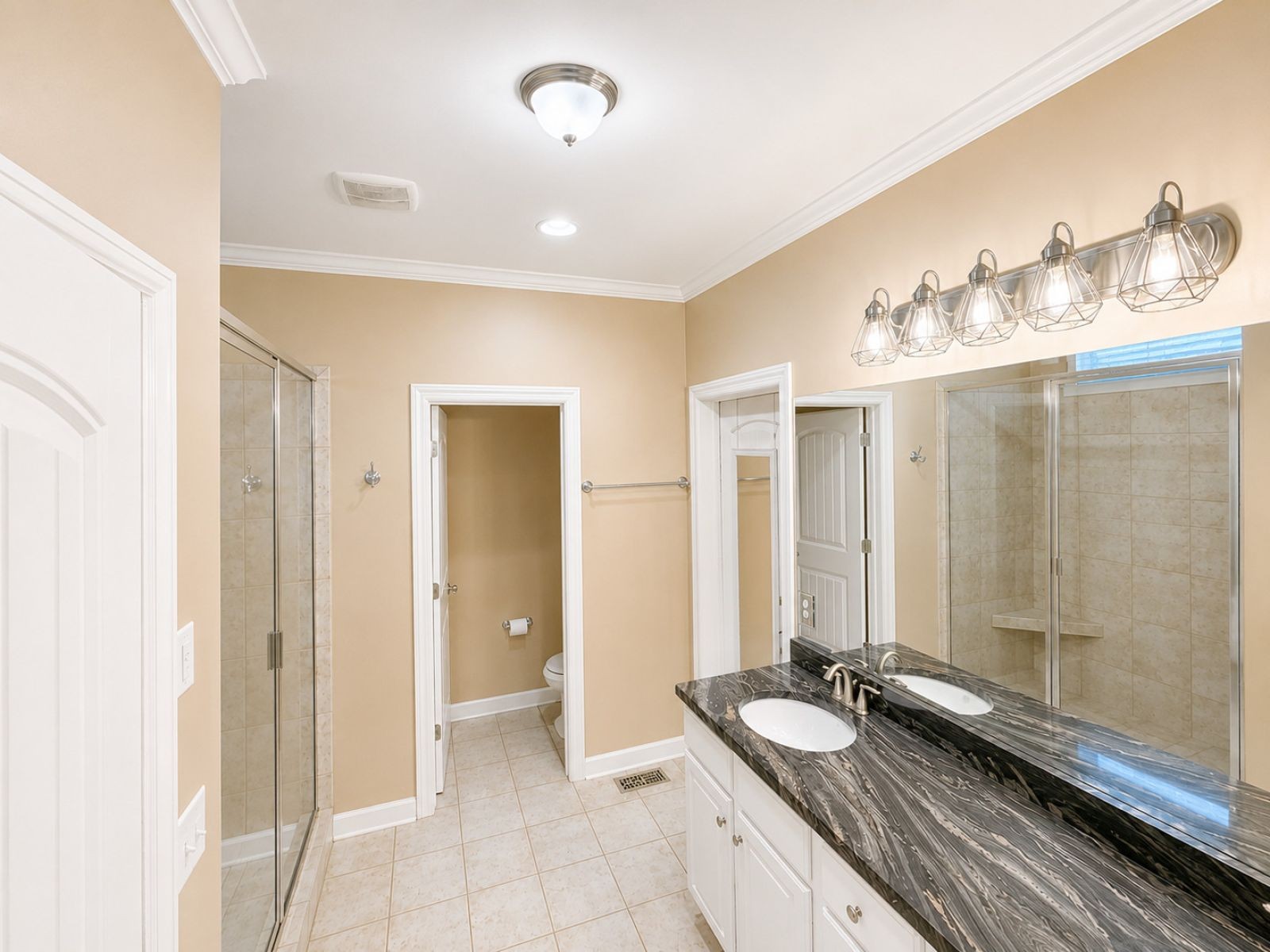 409 Valley Spring Dr Property Photo 20