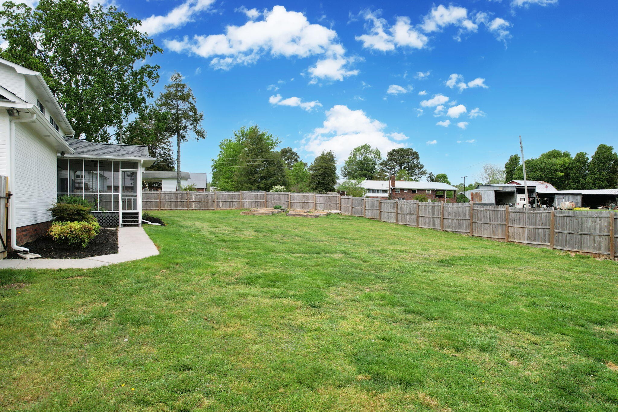 2801 Spring Place Road, Se Property Photo 10