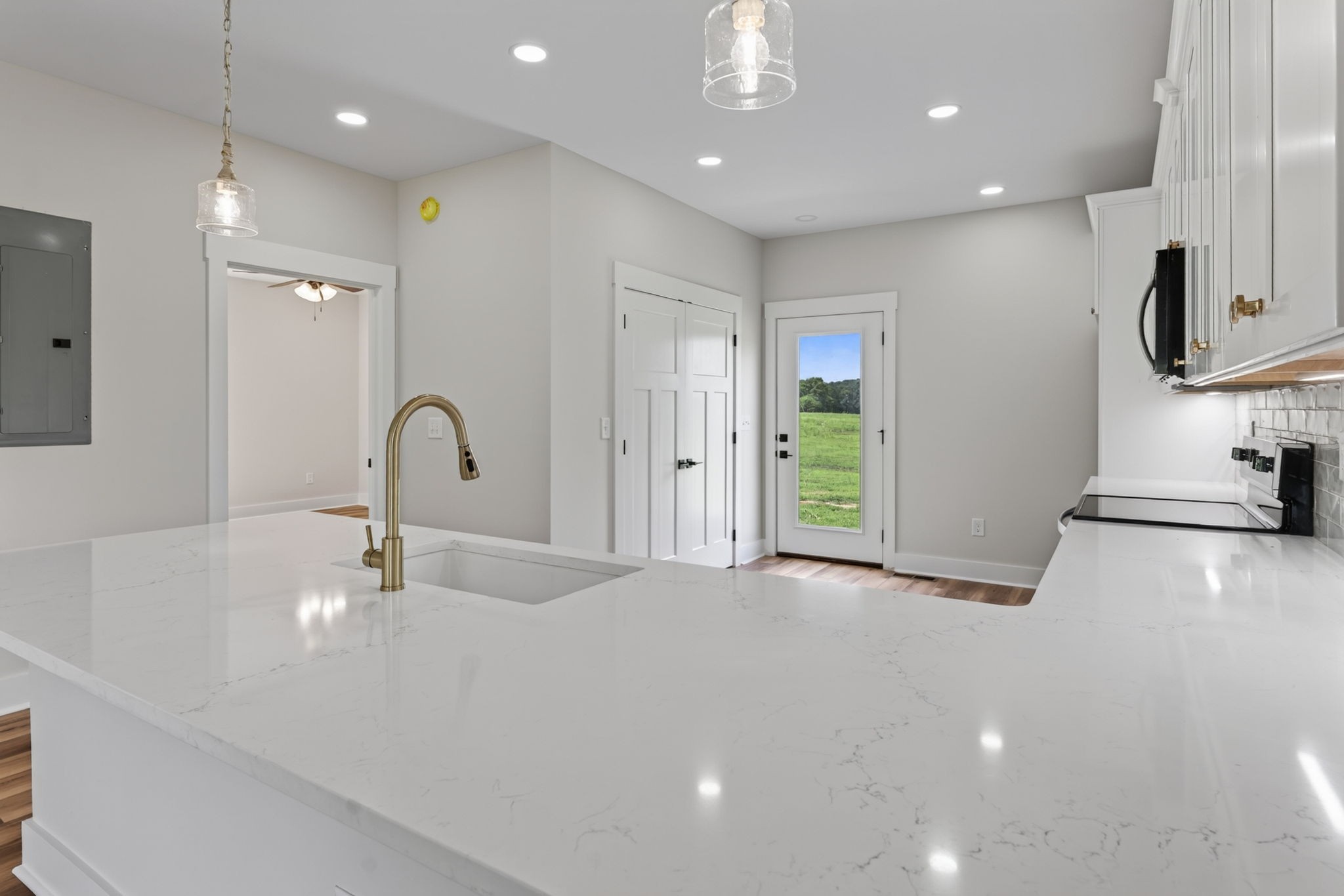 3631 Greenhaw Rd Property Photo 8