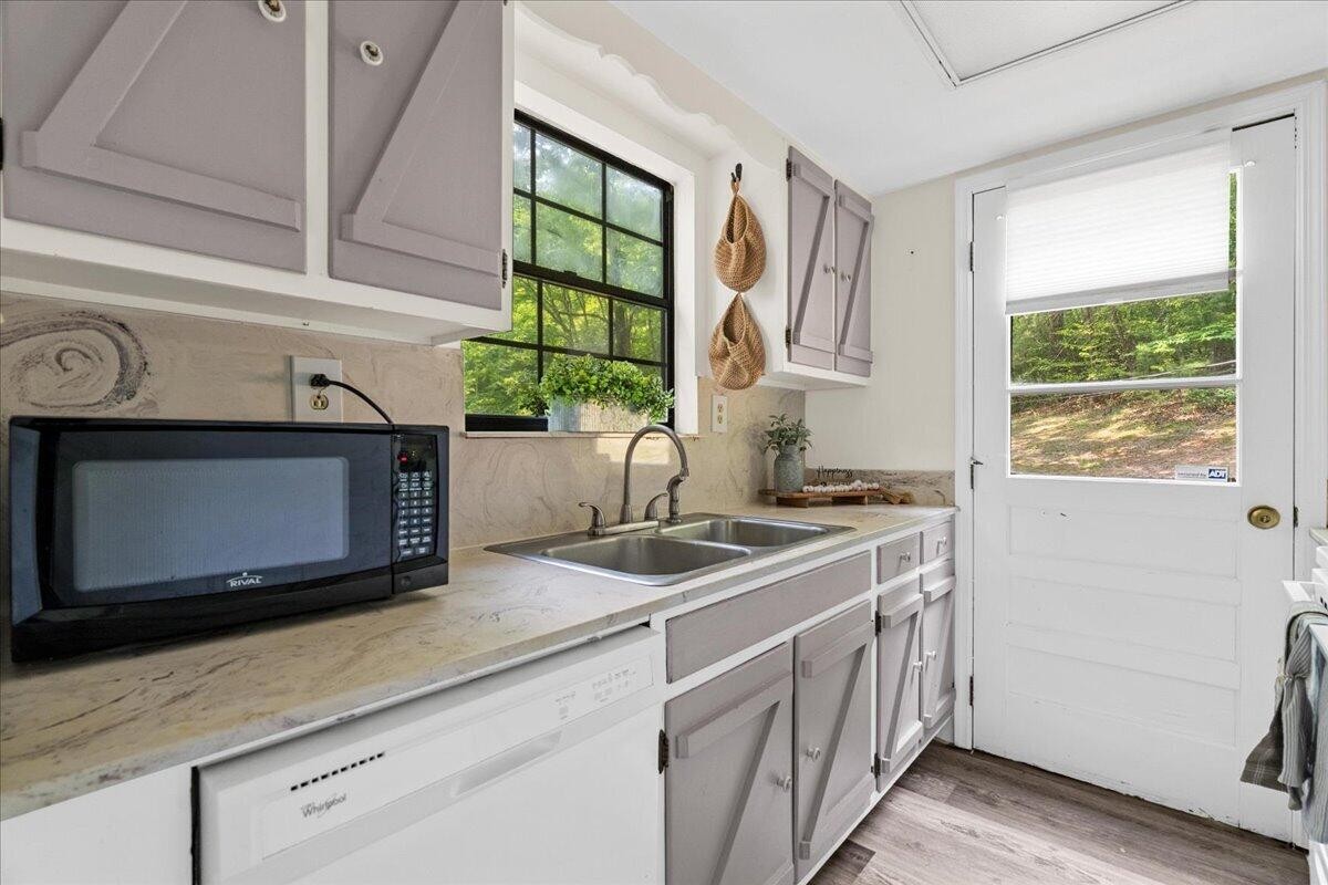 151 River Bend Drive Property Photo 8