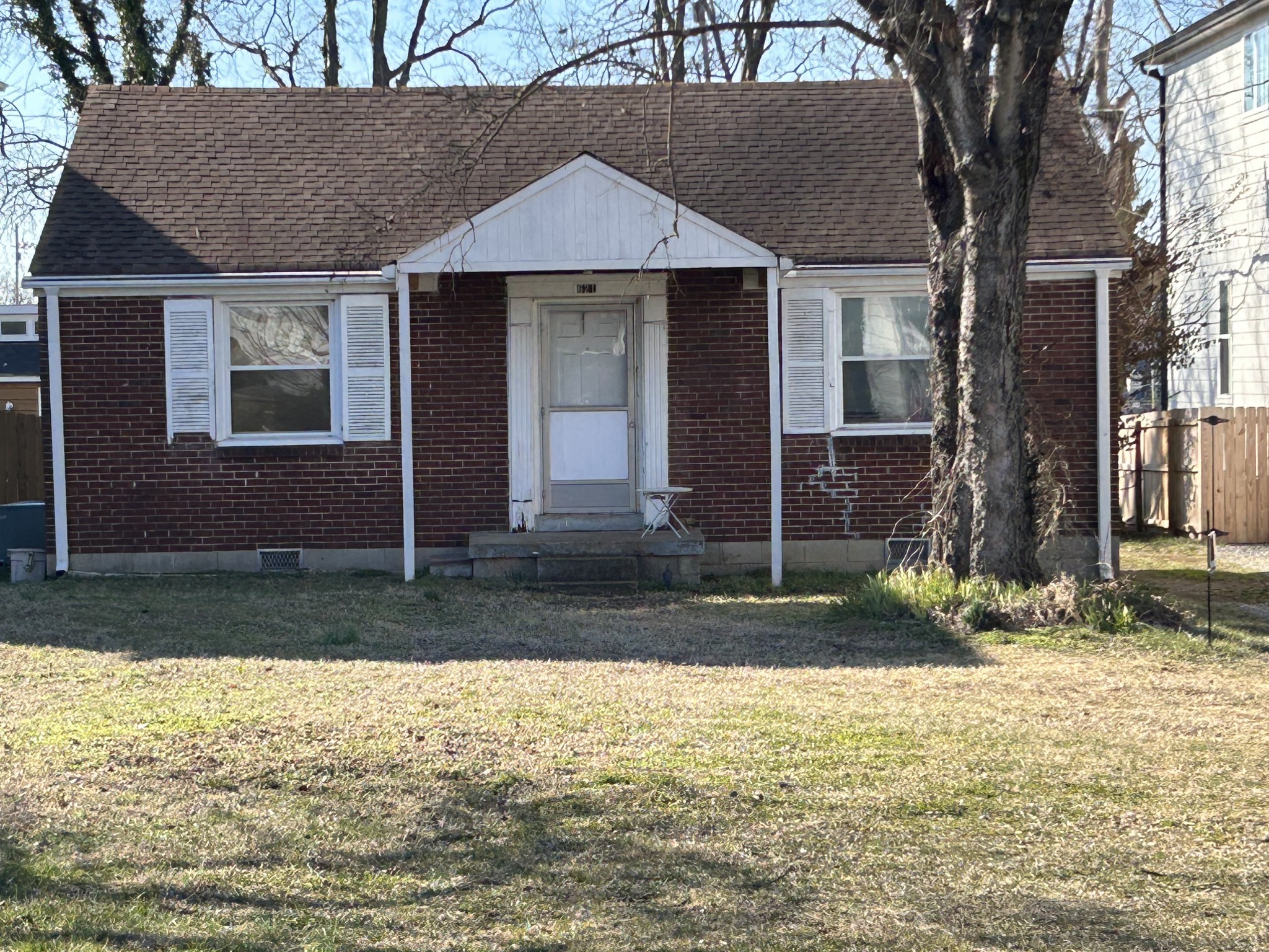 621 Eastboro Dr Property Photo 1