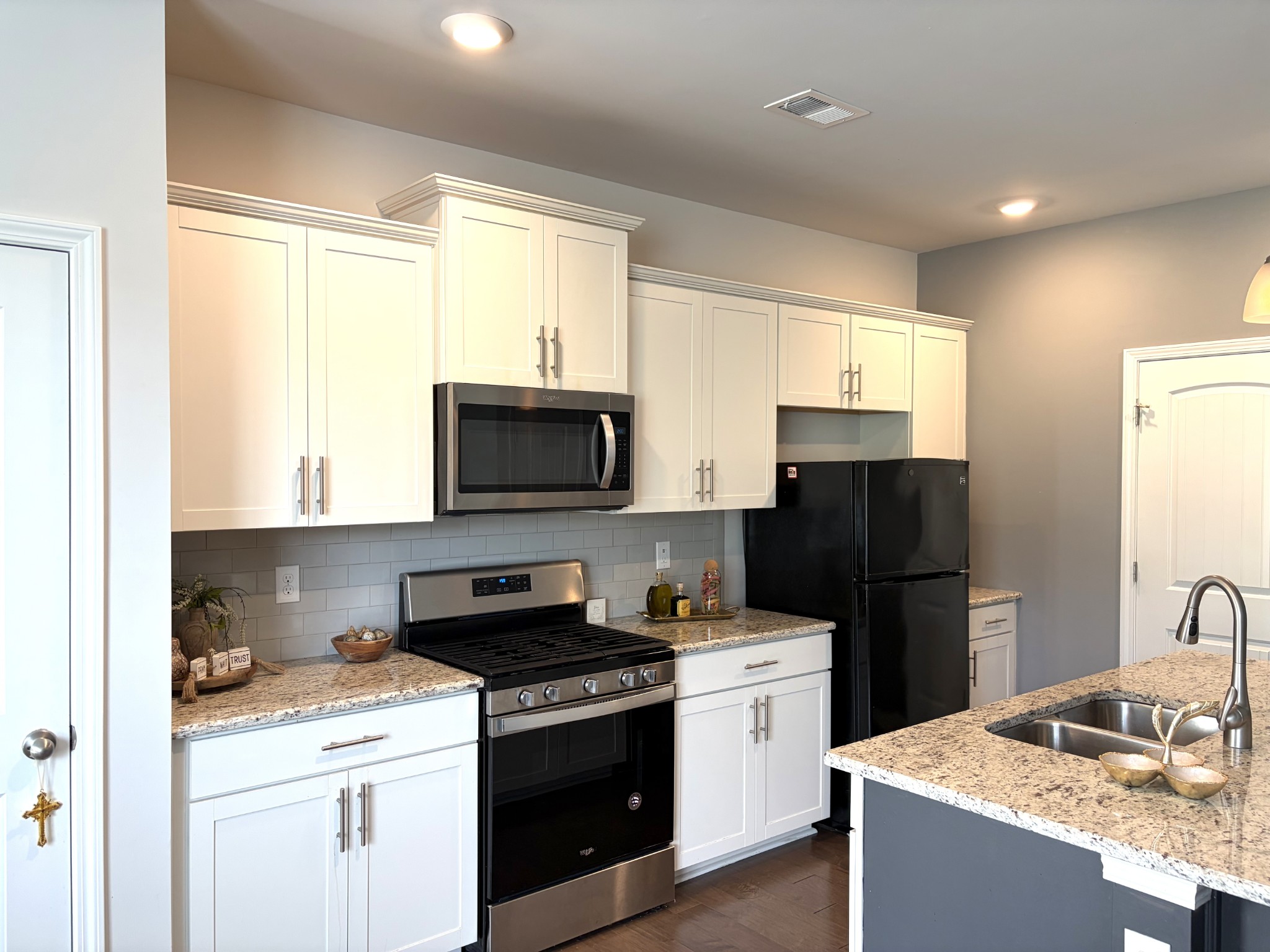 4155 Grapevine Loop Property Photo 11